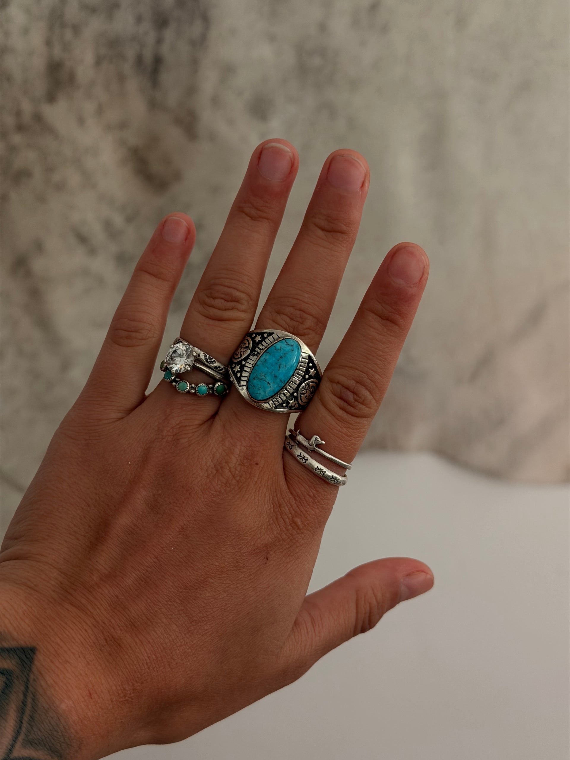Navajo Made Kingman Turquoise & Sterling Silver Ring Size 11.5