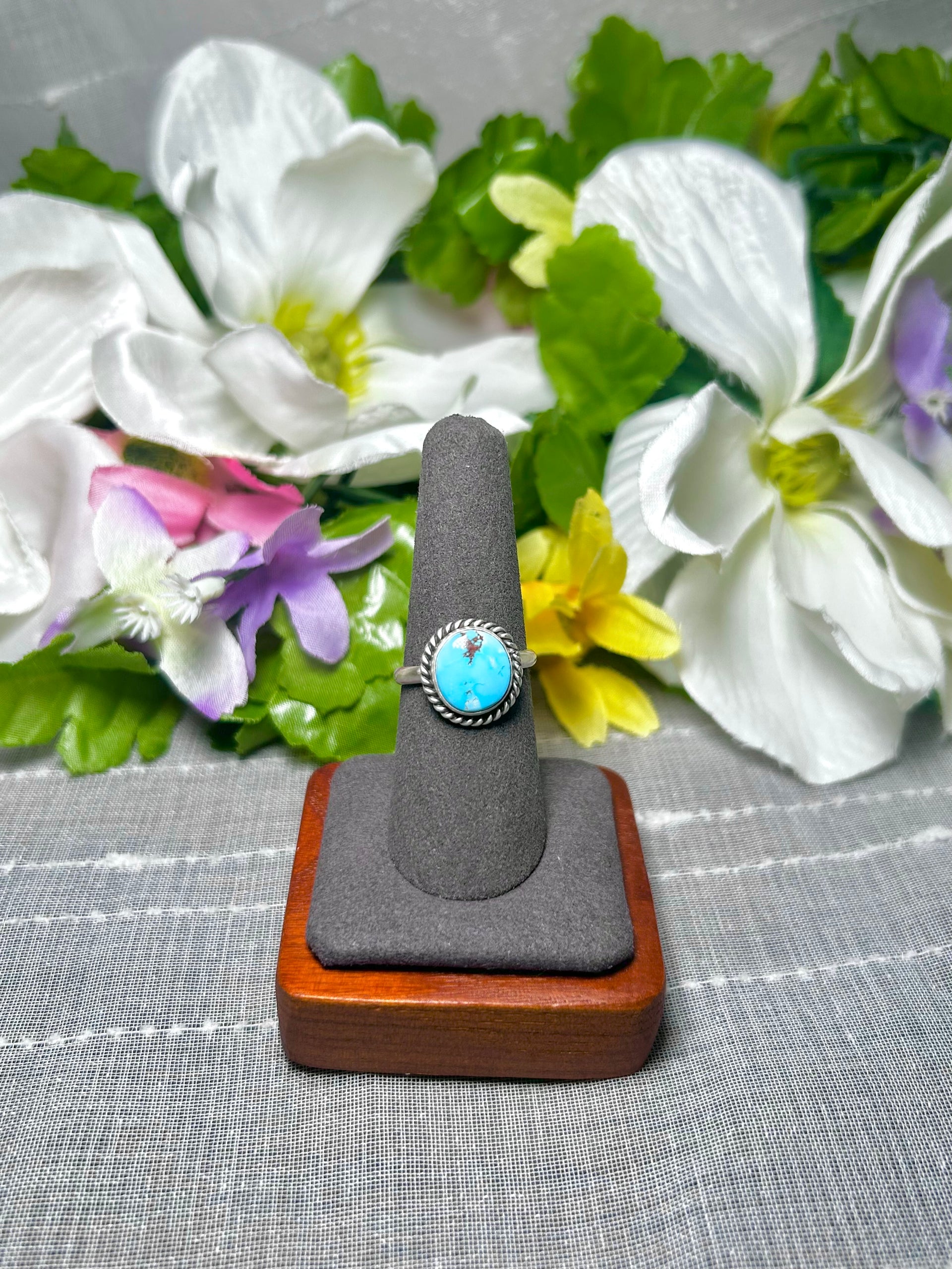 Navajo Made Golden Hill Turquoise & Sterling Silver Ring Size 7.75