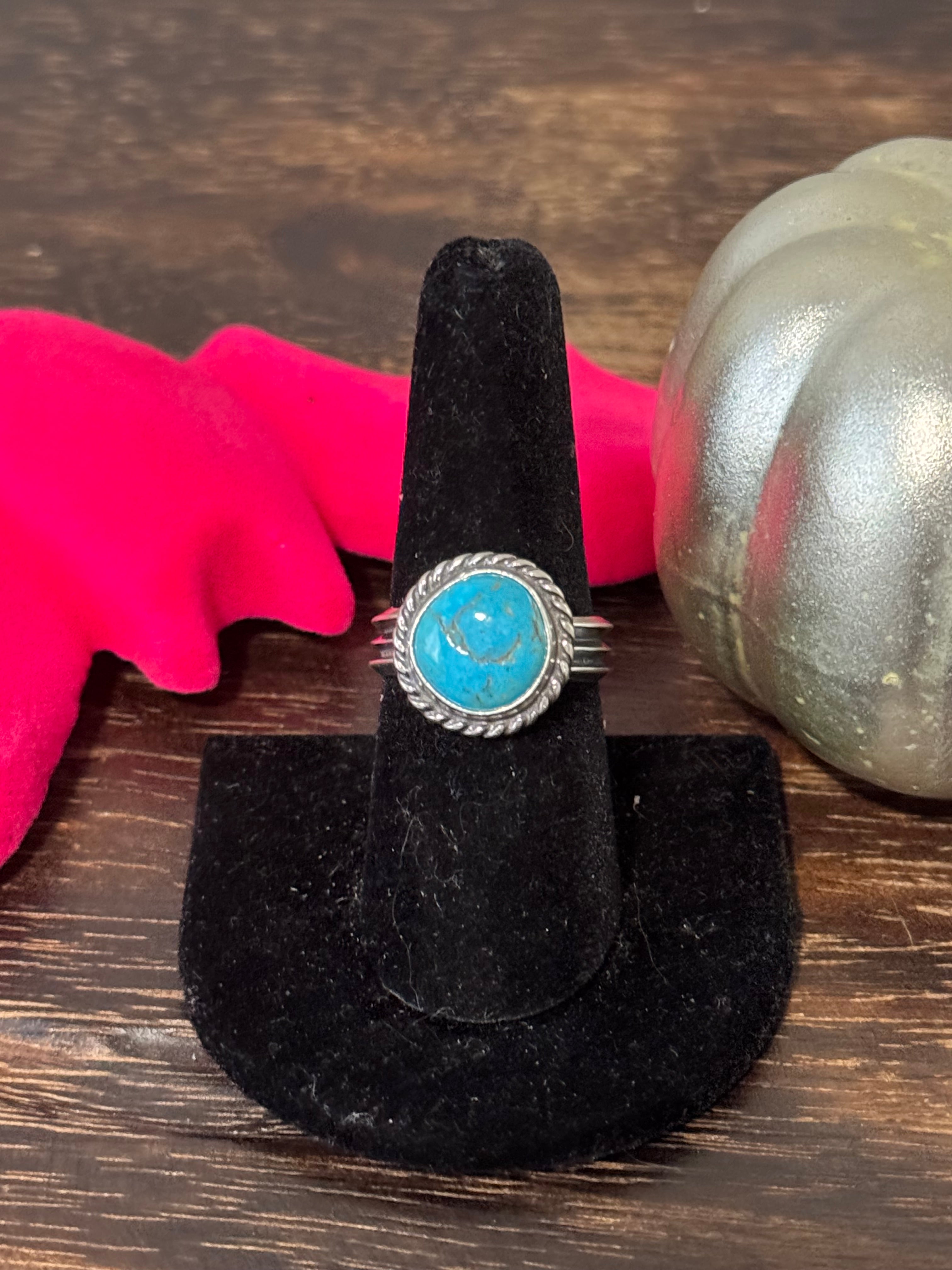 Navajo Made Kingman Turquoise & Sterling Silver Ring