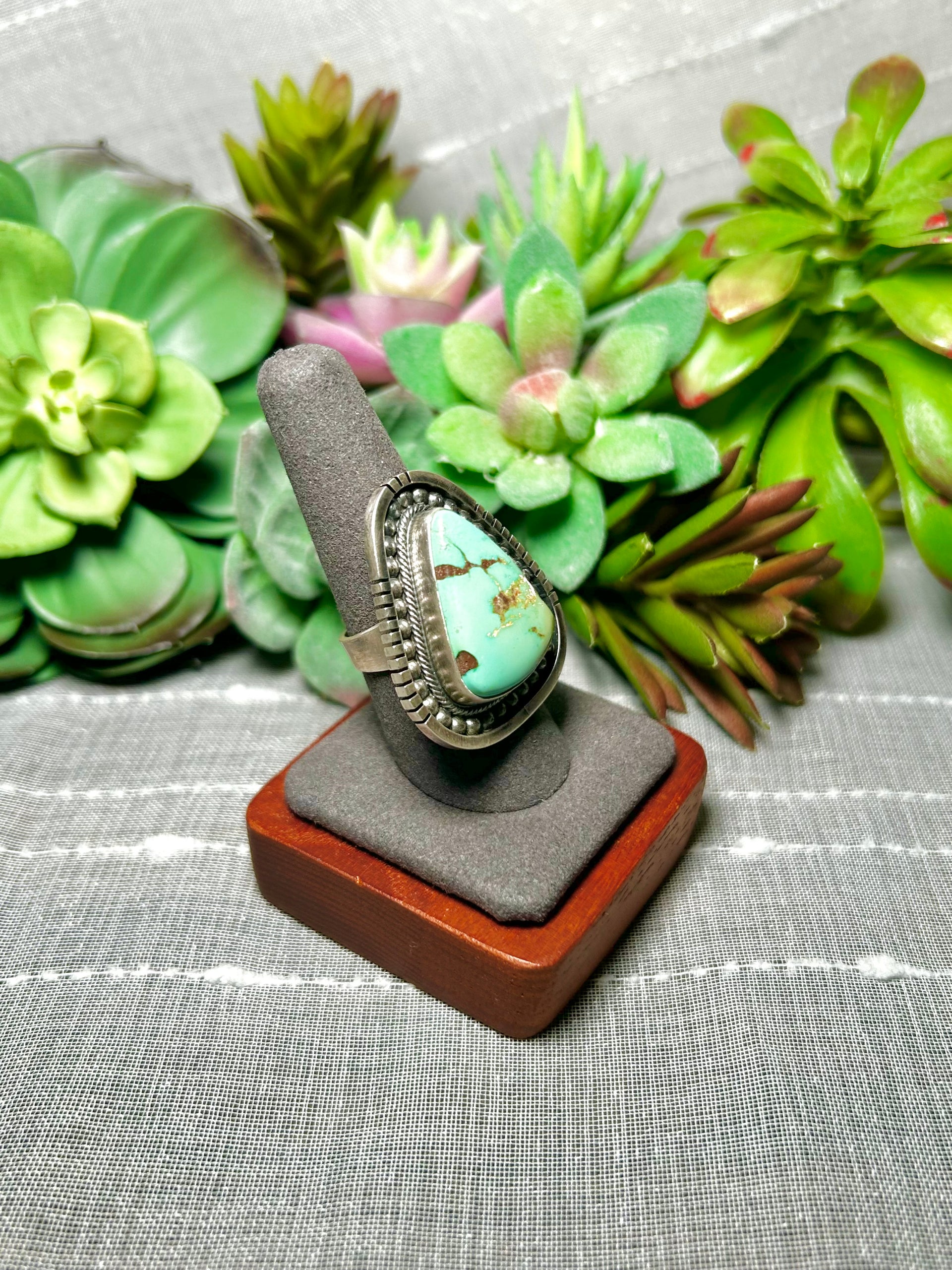 Navajo Made Kingman Turquoise & Sterling Silver Ring Size 8.25