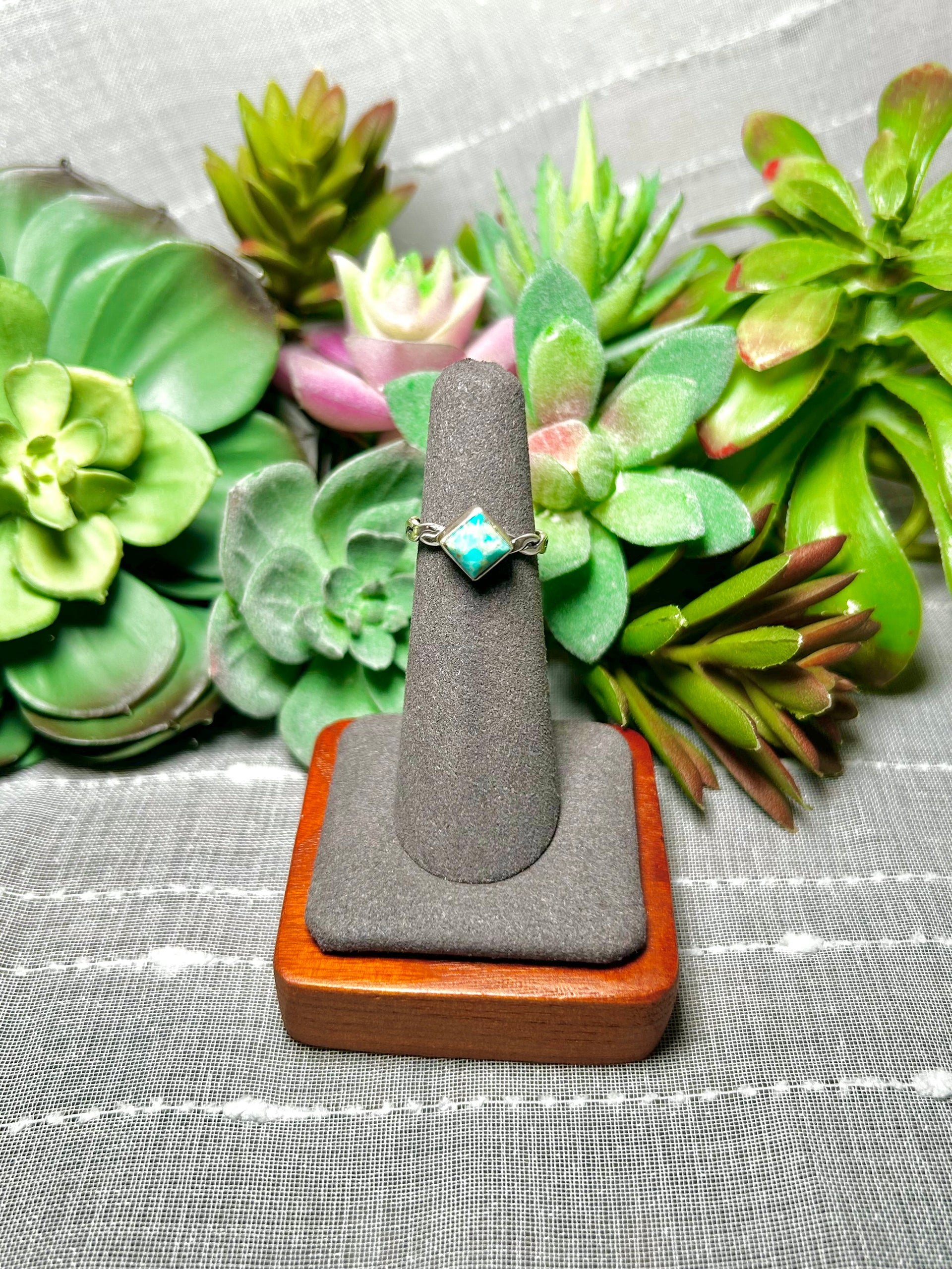 Navajo Made Kingman Turquoise & Sterling Silver Ring Size 5.25