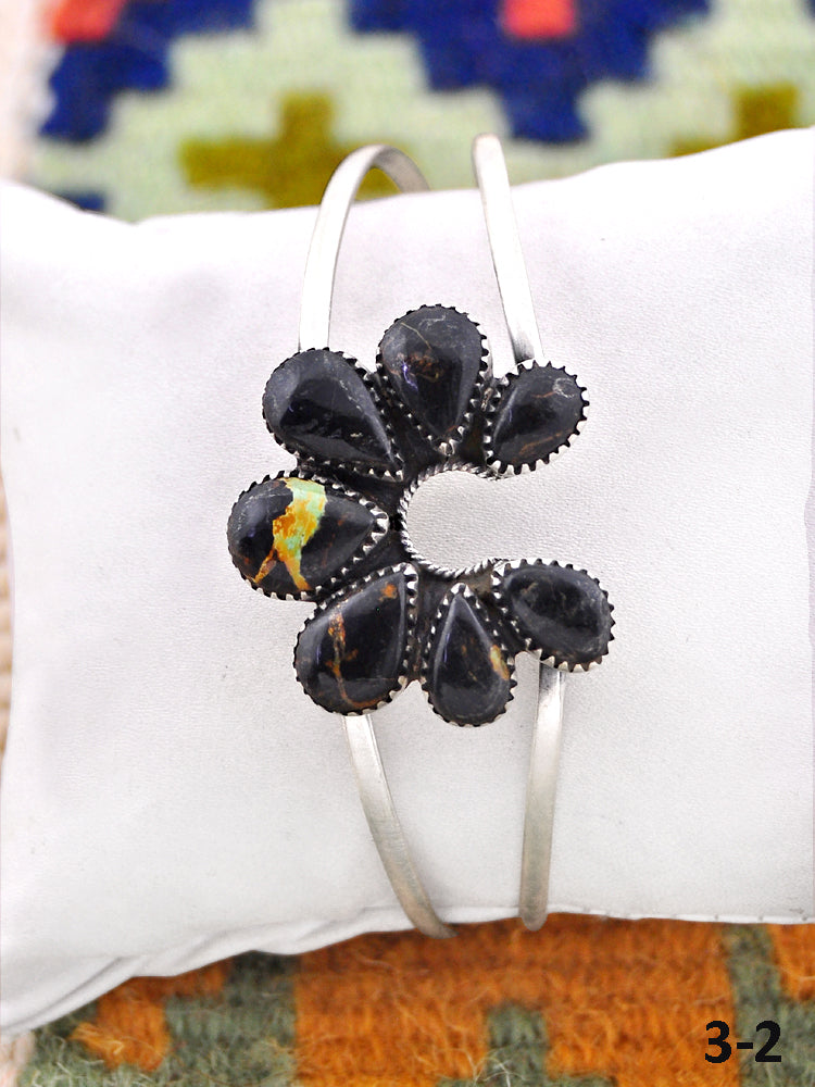 Southwest Handmade Black jack & Sterling Silver Cuff Bracelet