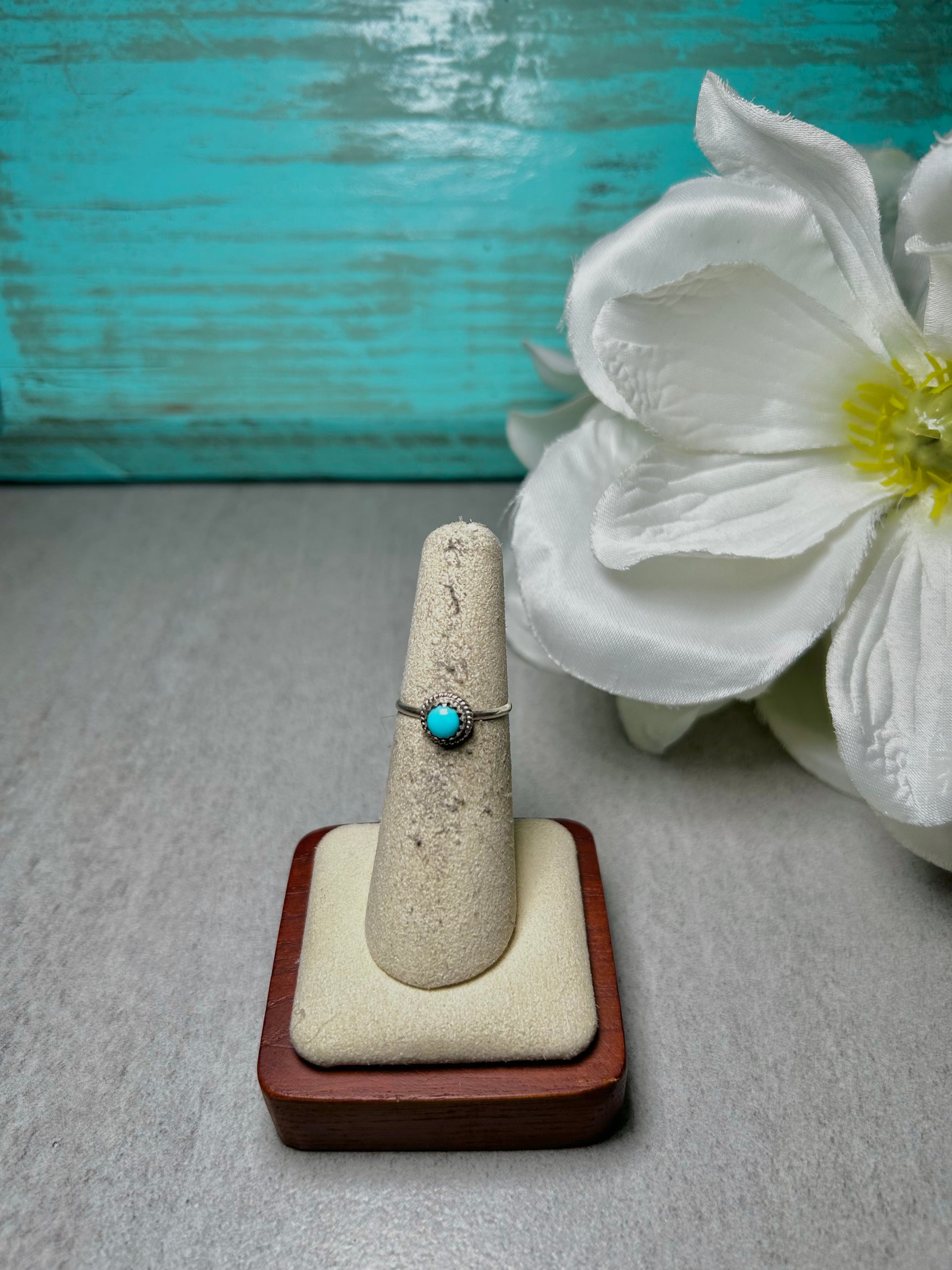 Navajo Made Kingman Turquoise & Sterling Silver Ring
