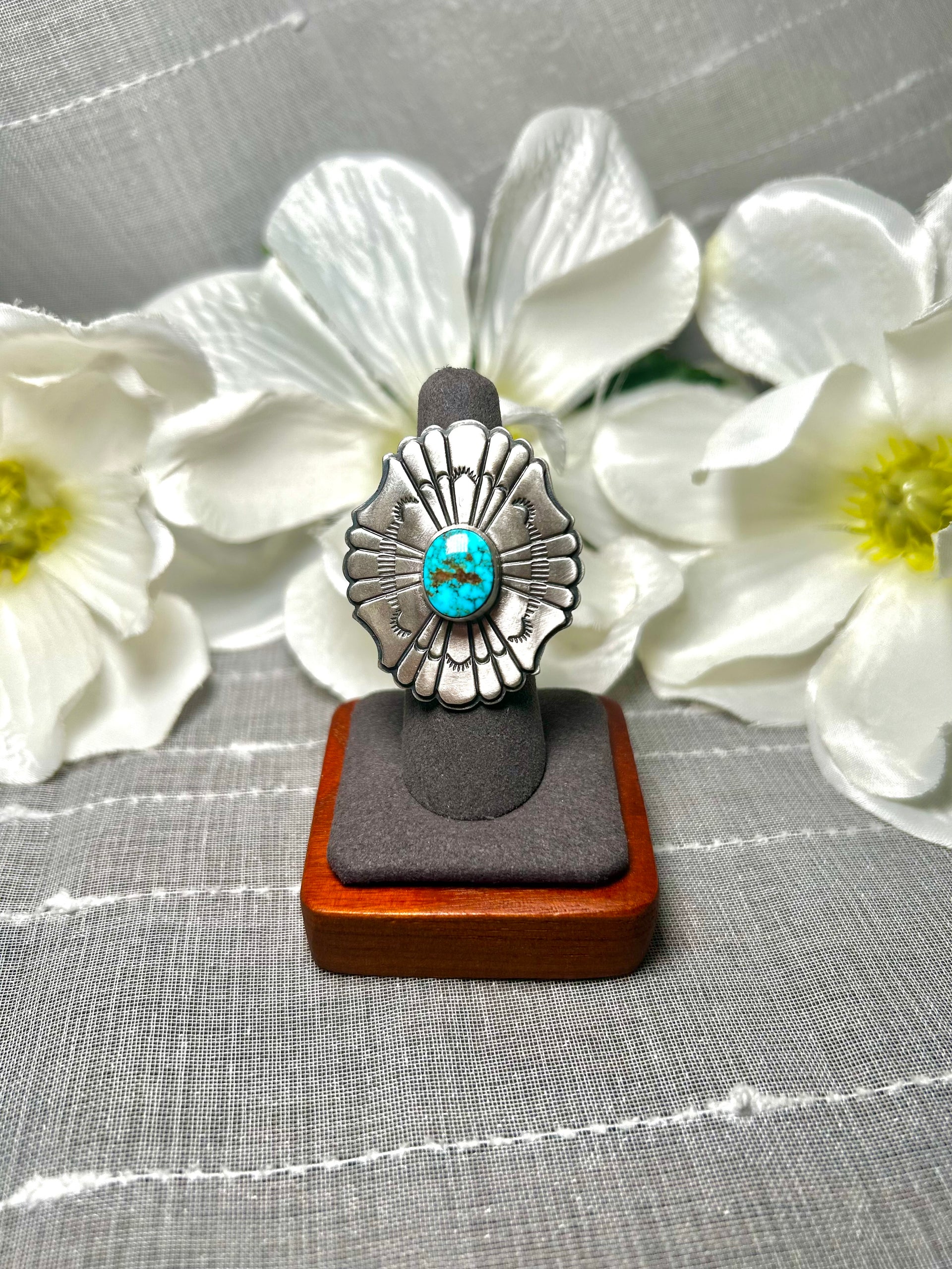 Navajo Made Kingman Turquoise & Sterling Silver Ring Size 6.75