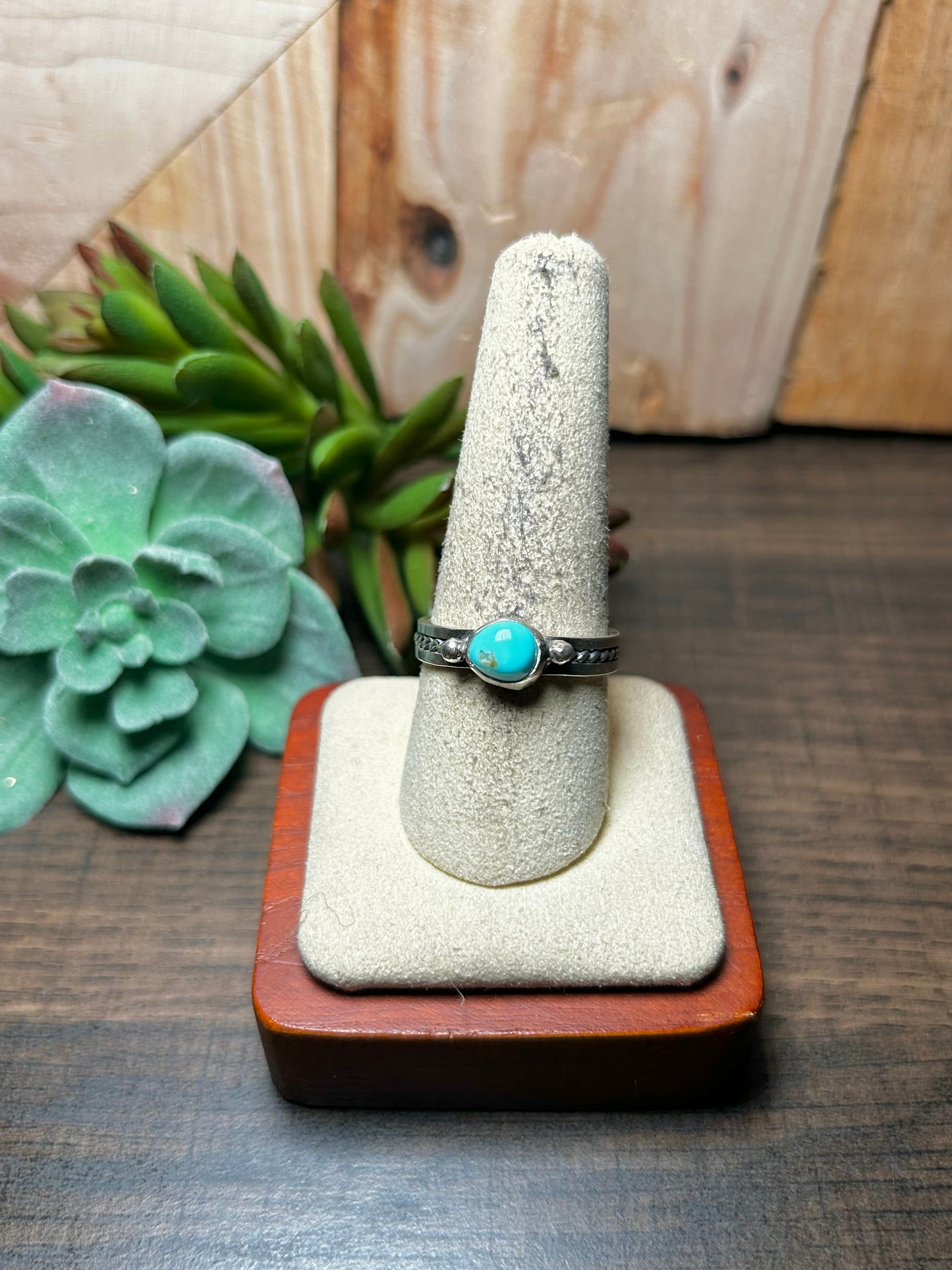 Navajo Made Kingman Turquoise & Sterling Silver Ring Size 9