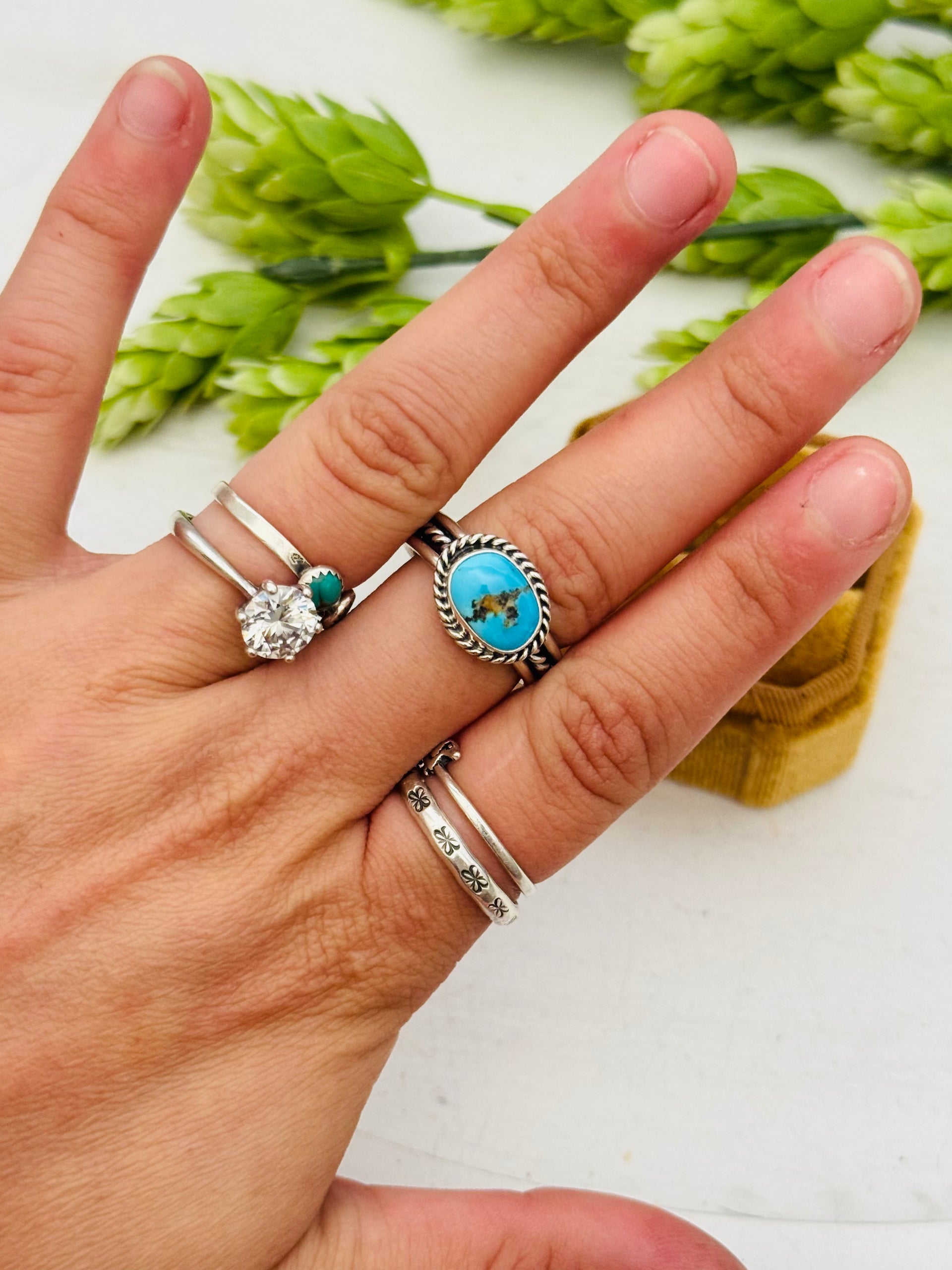 Navajo Made Kingman Turquoise & Sterling Silver Ring Size 7