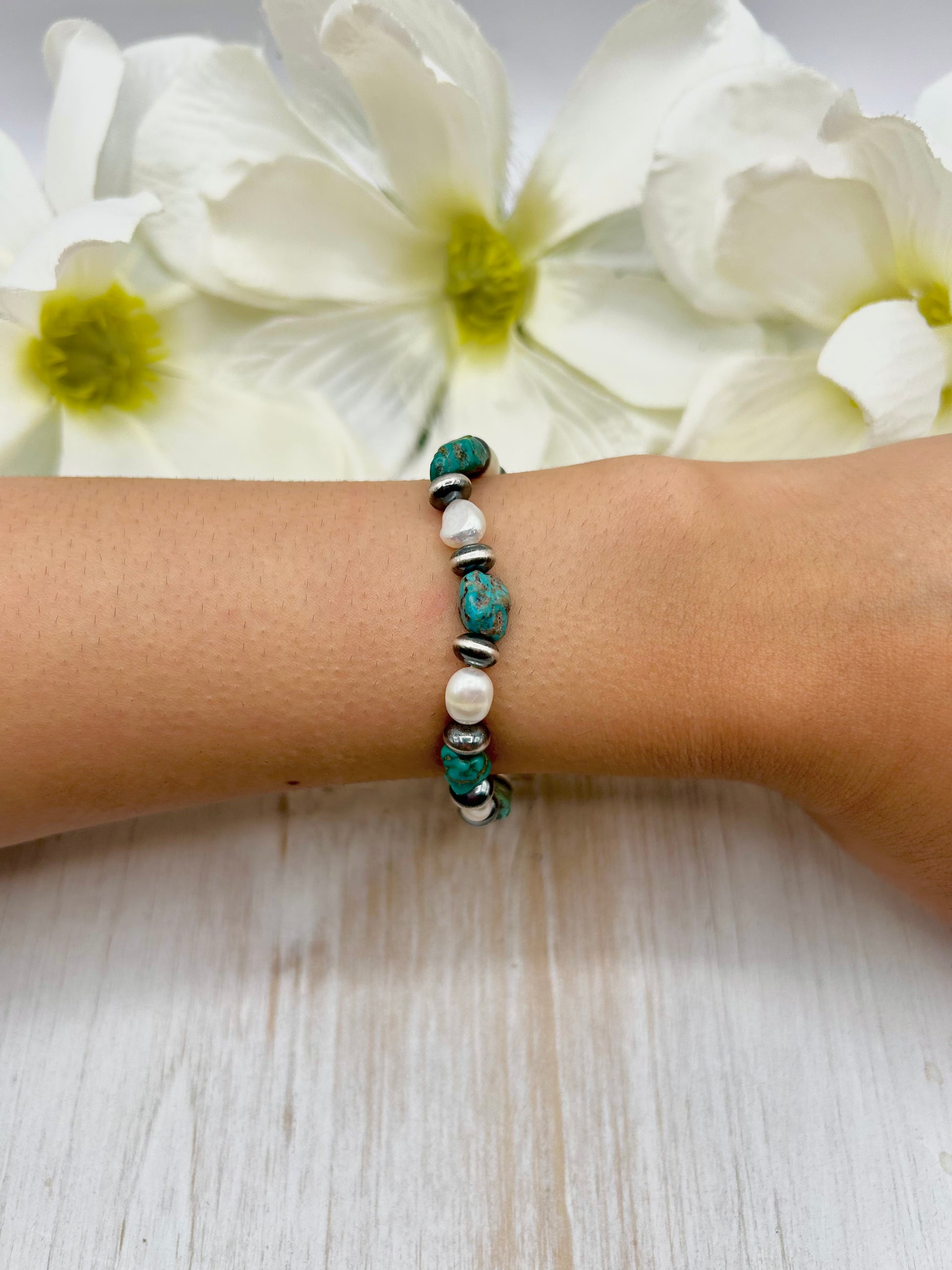 Navajo Made Kingman Turquoise & Sterling Silver Strung Stretchy Bracelet