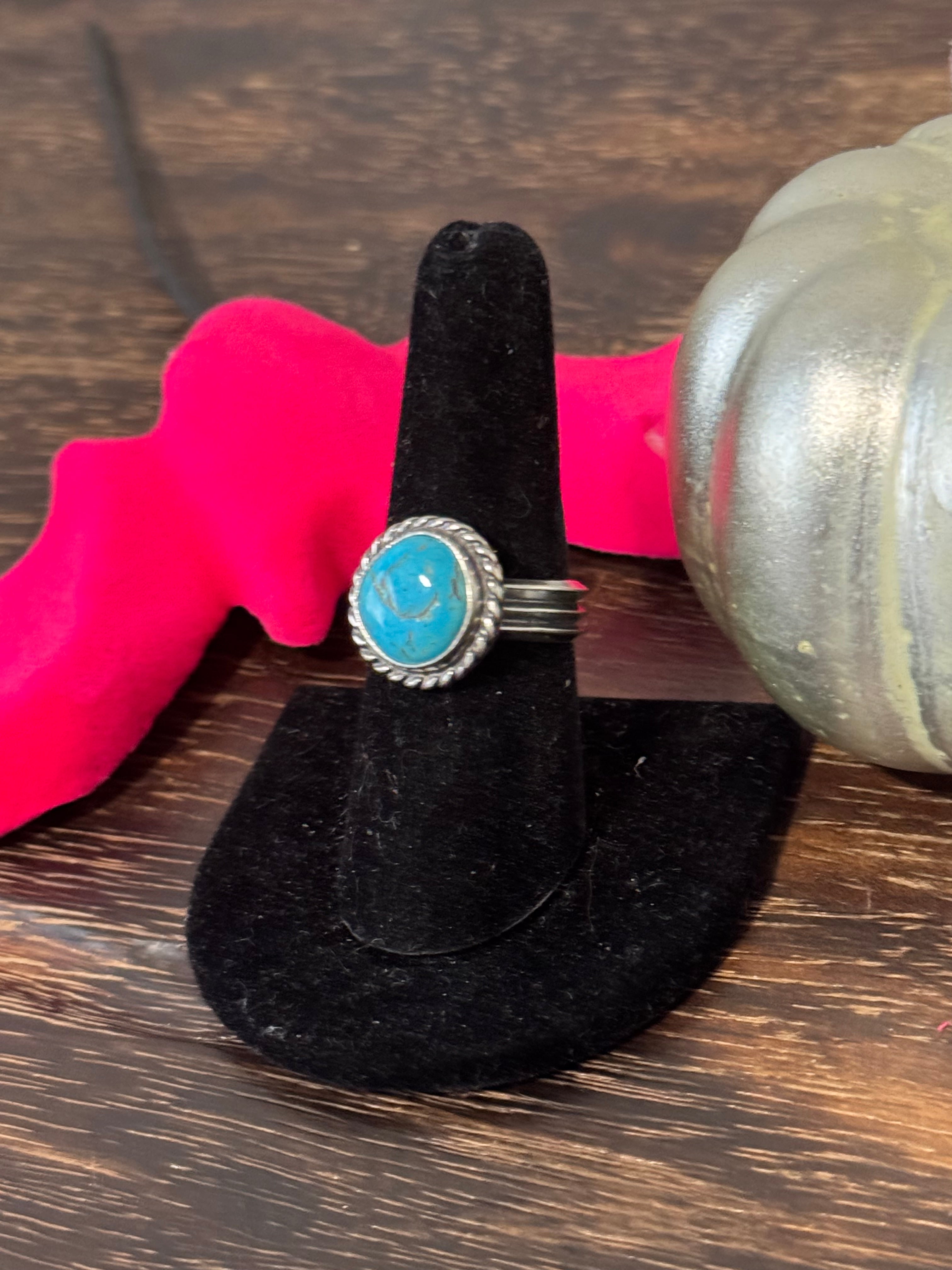 Navajo Made Kingman Turquoise & Sterling Silver Ring