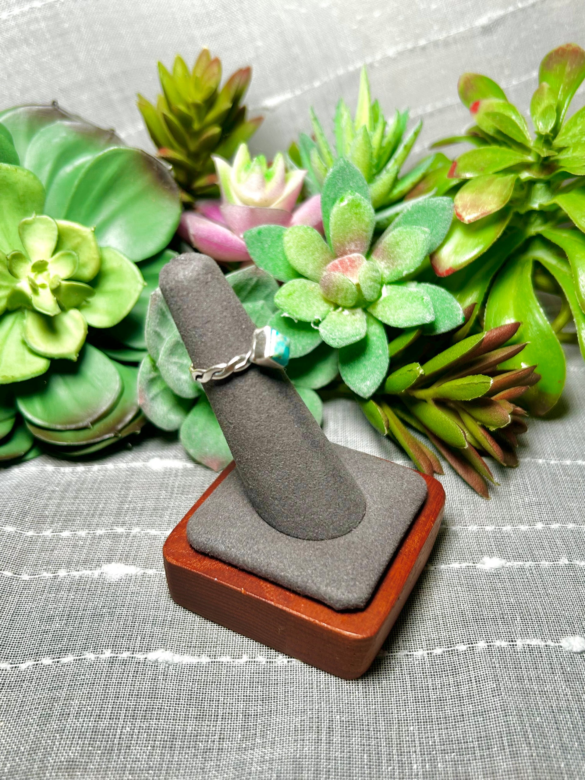 Navajo Made Kingman Turquoise & Sterling Silver Ring Size 5.25