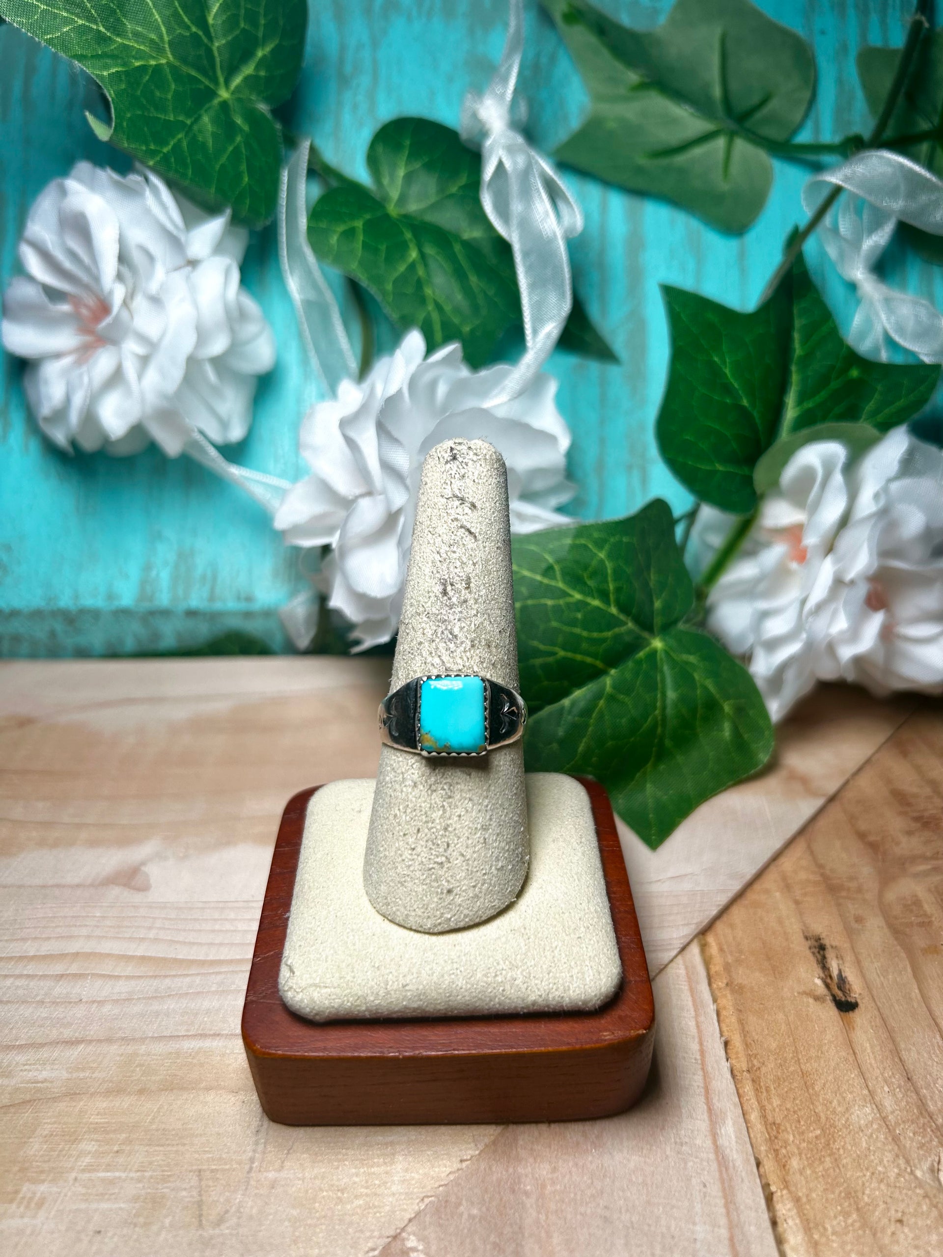 Navajo Made Royston Turquoise & Sterling Silver Ring Size 8.5