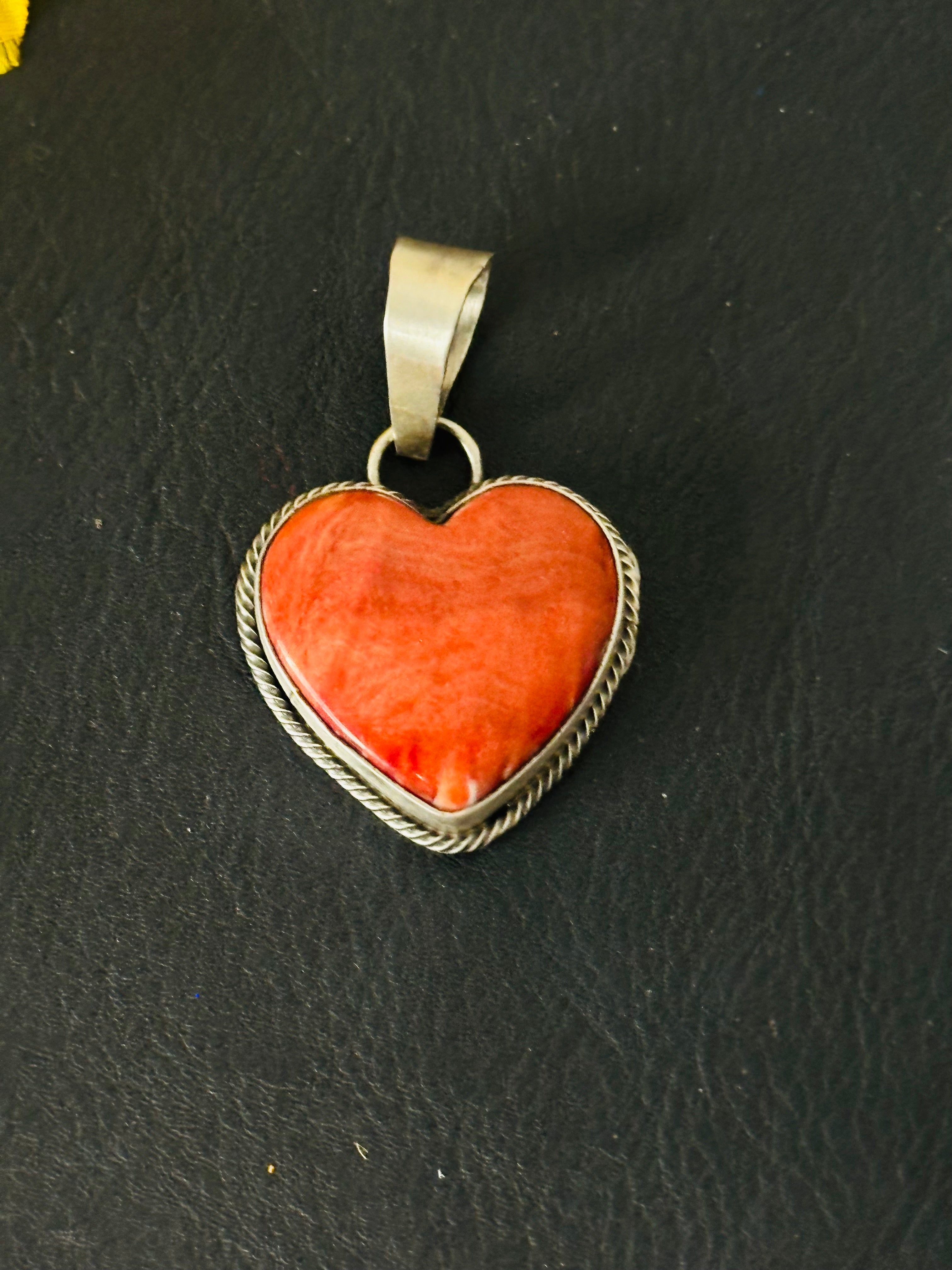 Eli Skeets Spiny Oys & Sterling Silver Heart Pendant