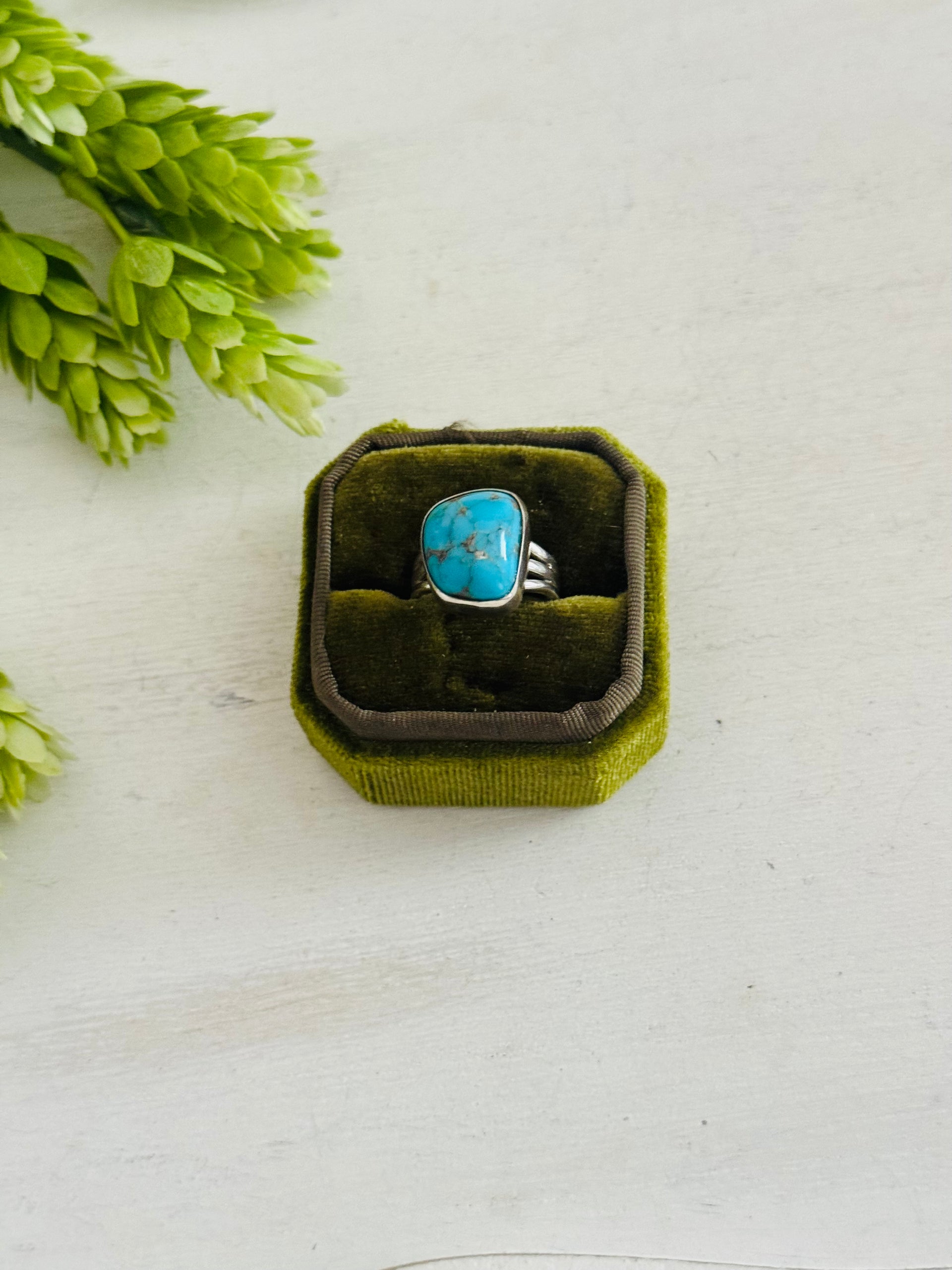 Southwest Made Kingman Turquoise & Sterling Sliver Ring Size 6.75