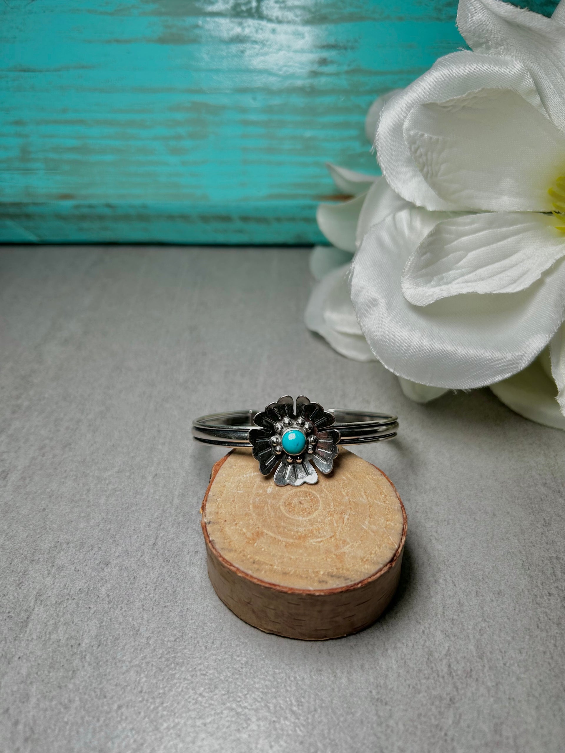 Navajo Made Kingman Turquoise & Sterling Silver Cuff Bracelet