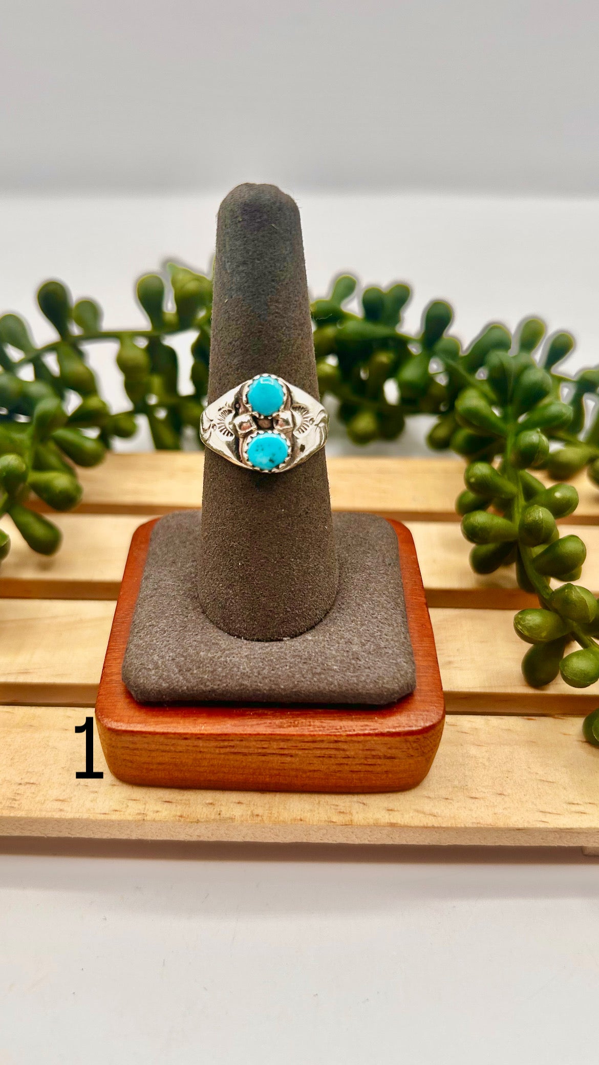 Navajo Made Kingman Turquoise & Sterling Silver Ring