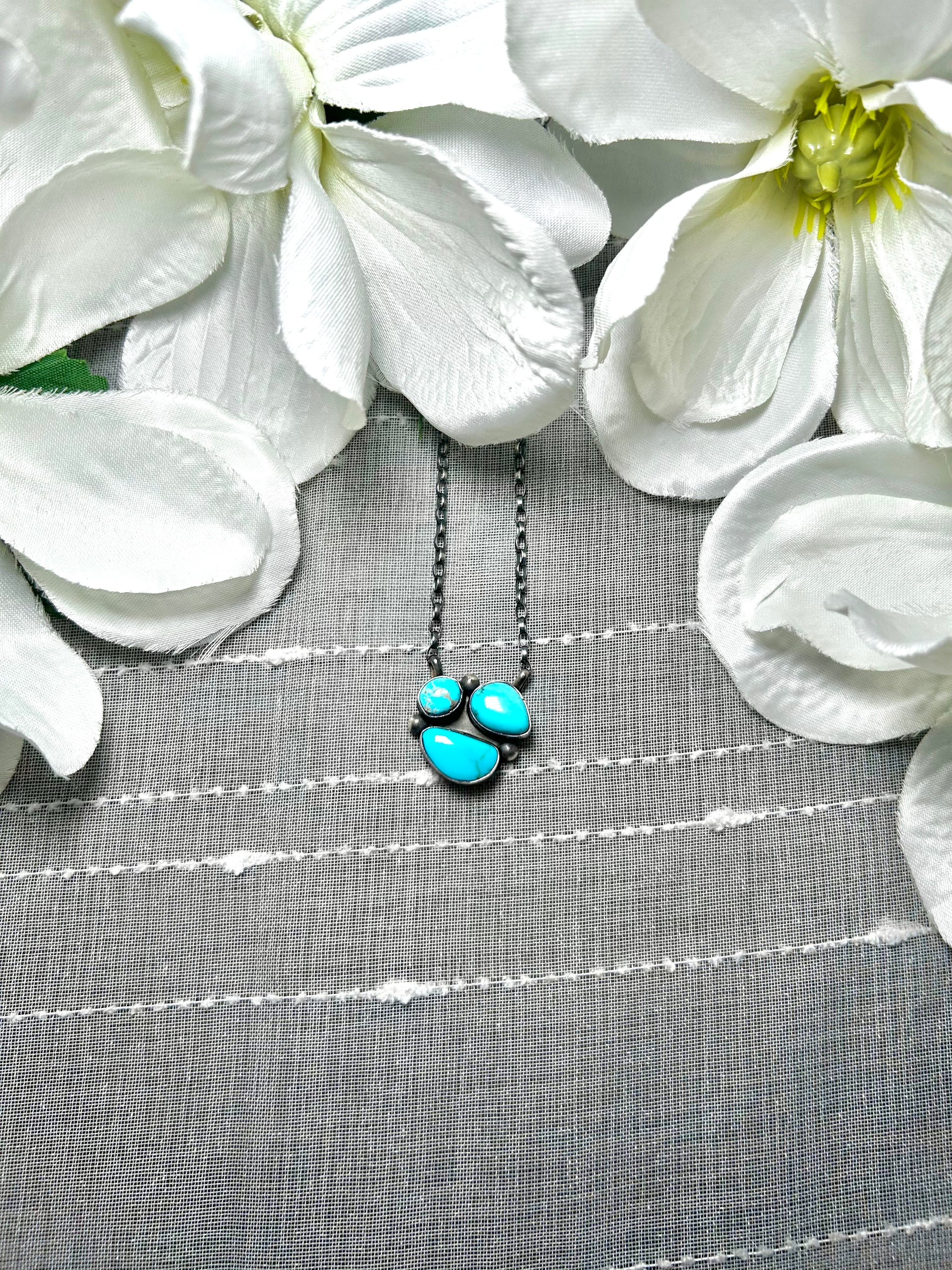 Navajo Made Kingman Turquoise & Sterling Silver Necklace