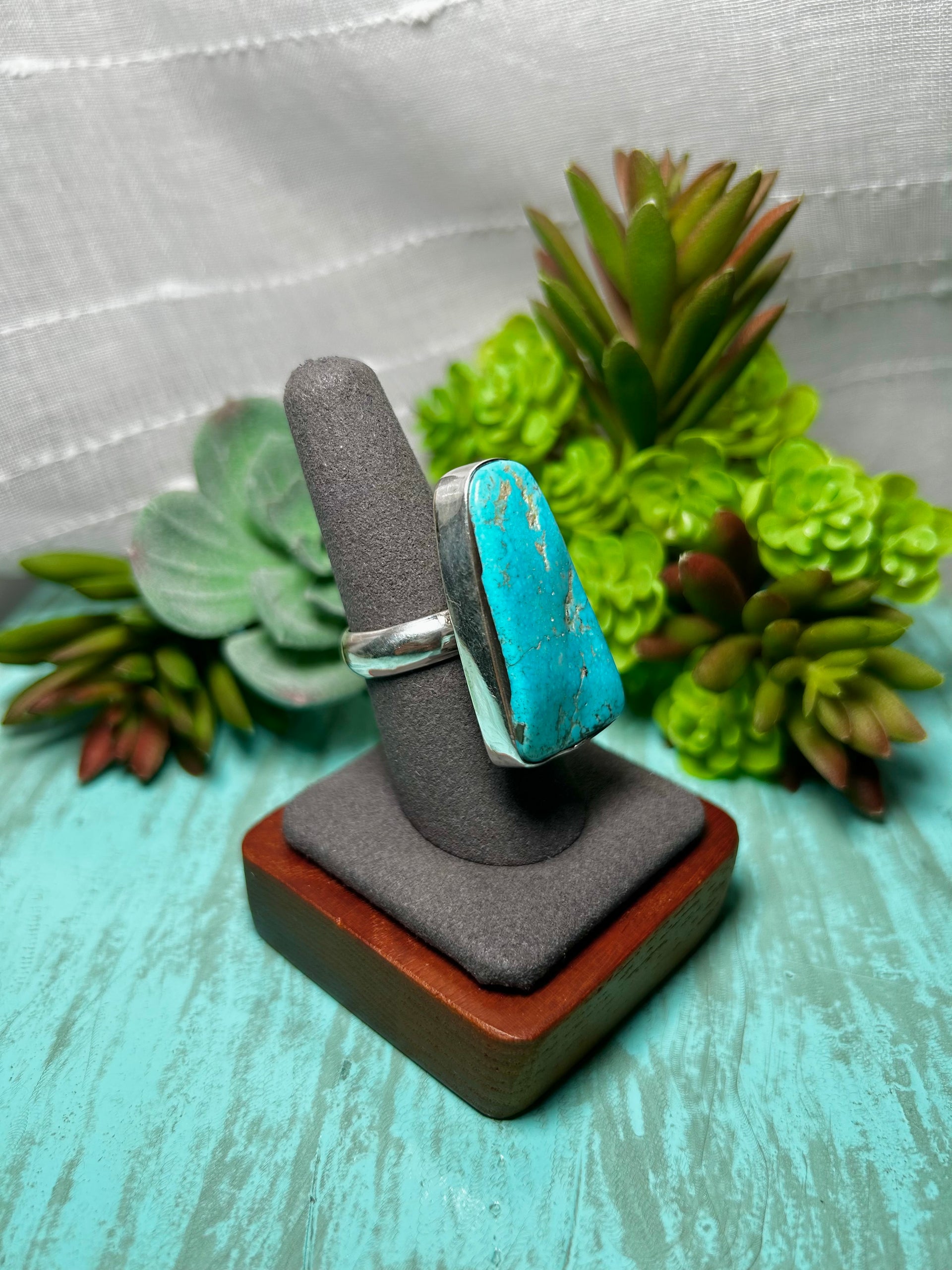 Navajo Made Kingman Turquoise & Sterling Sliver Ring Size 7.75