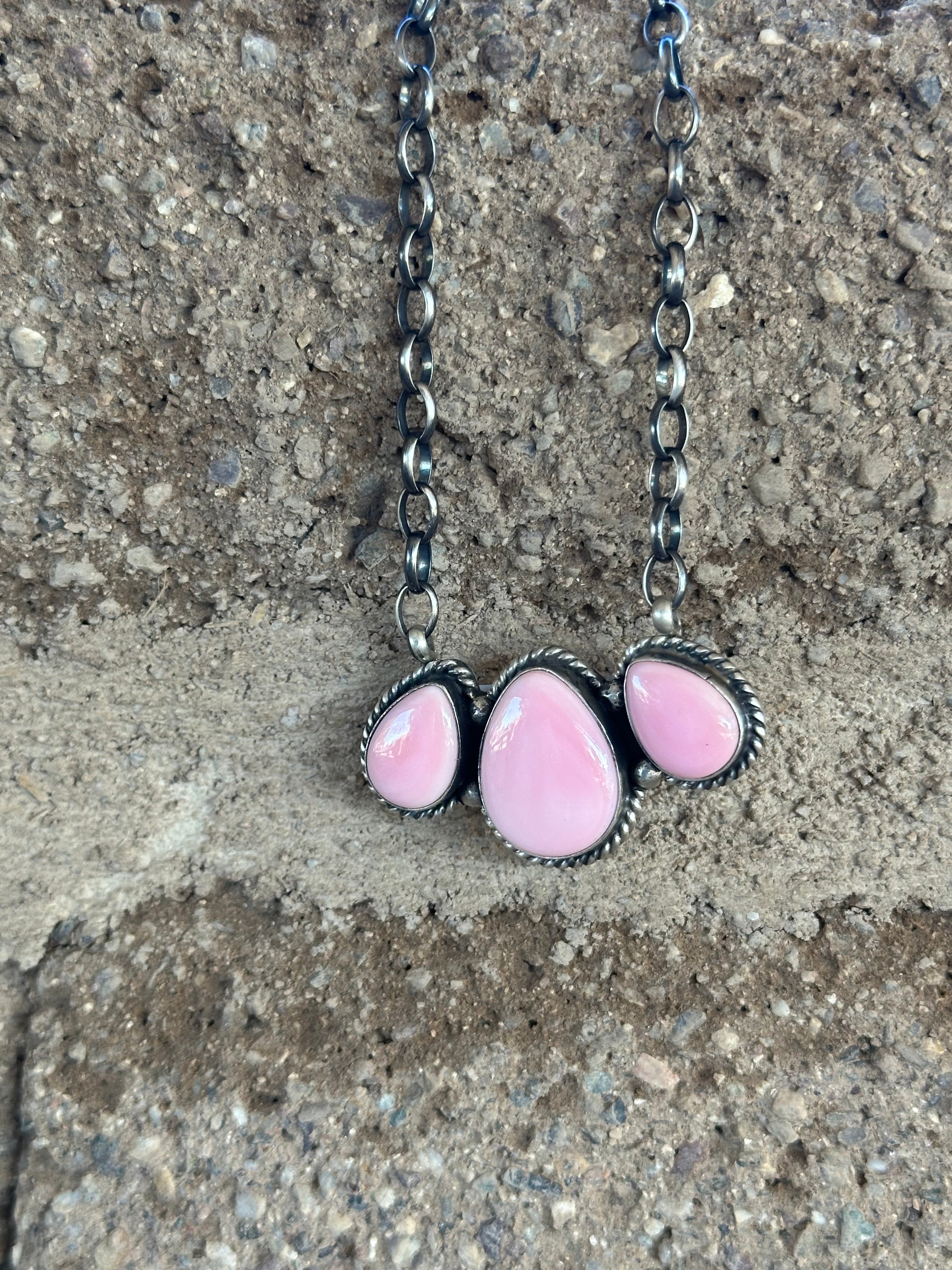 Donovan Skeets Pink Conch & Sterling Silver Necklace