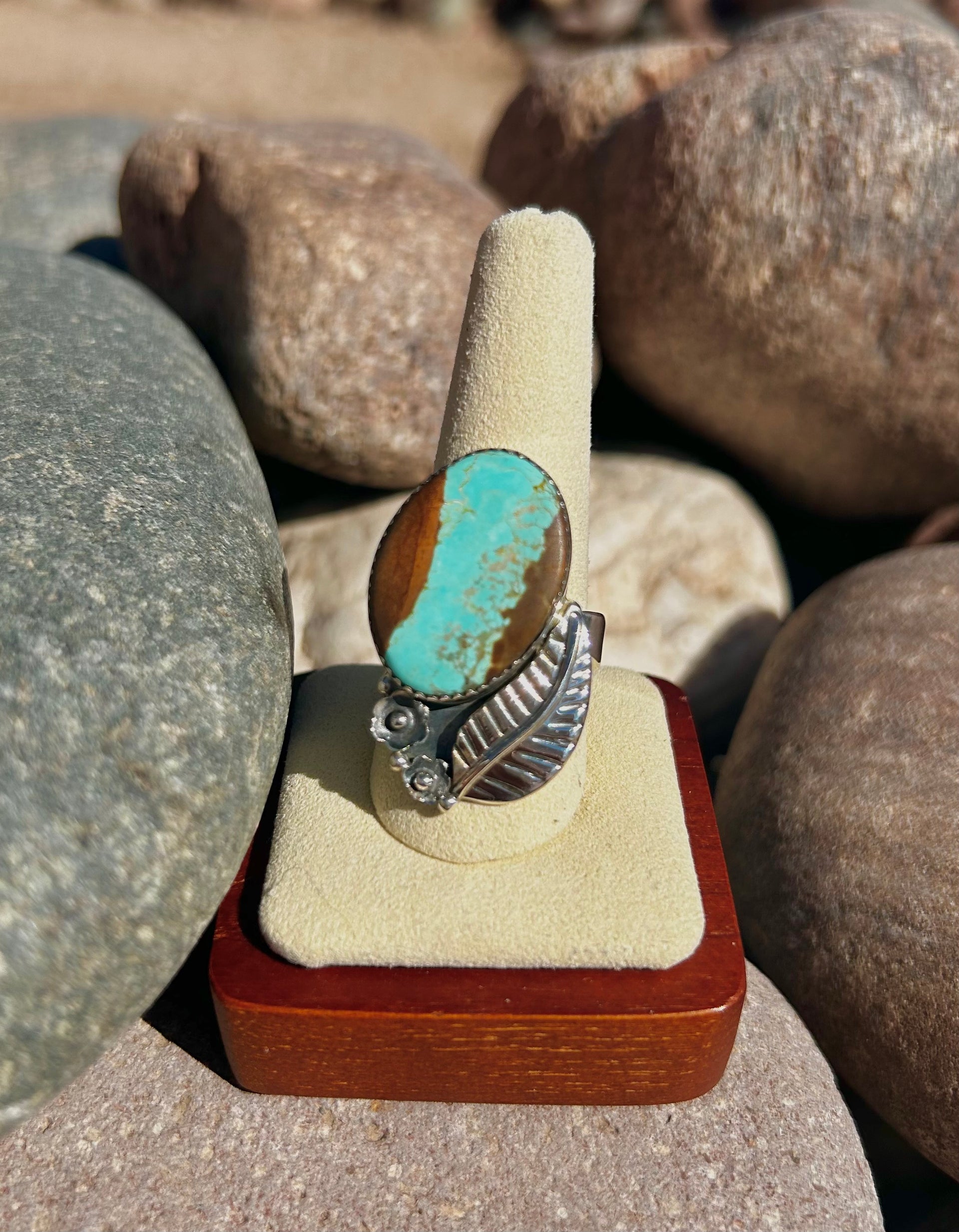 Southwest Number 8 Turquoise & Sterling Silver Ring Size 9.75