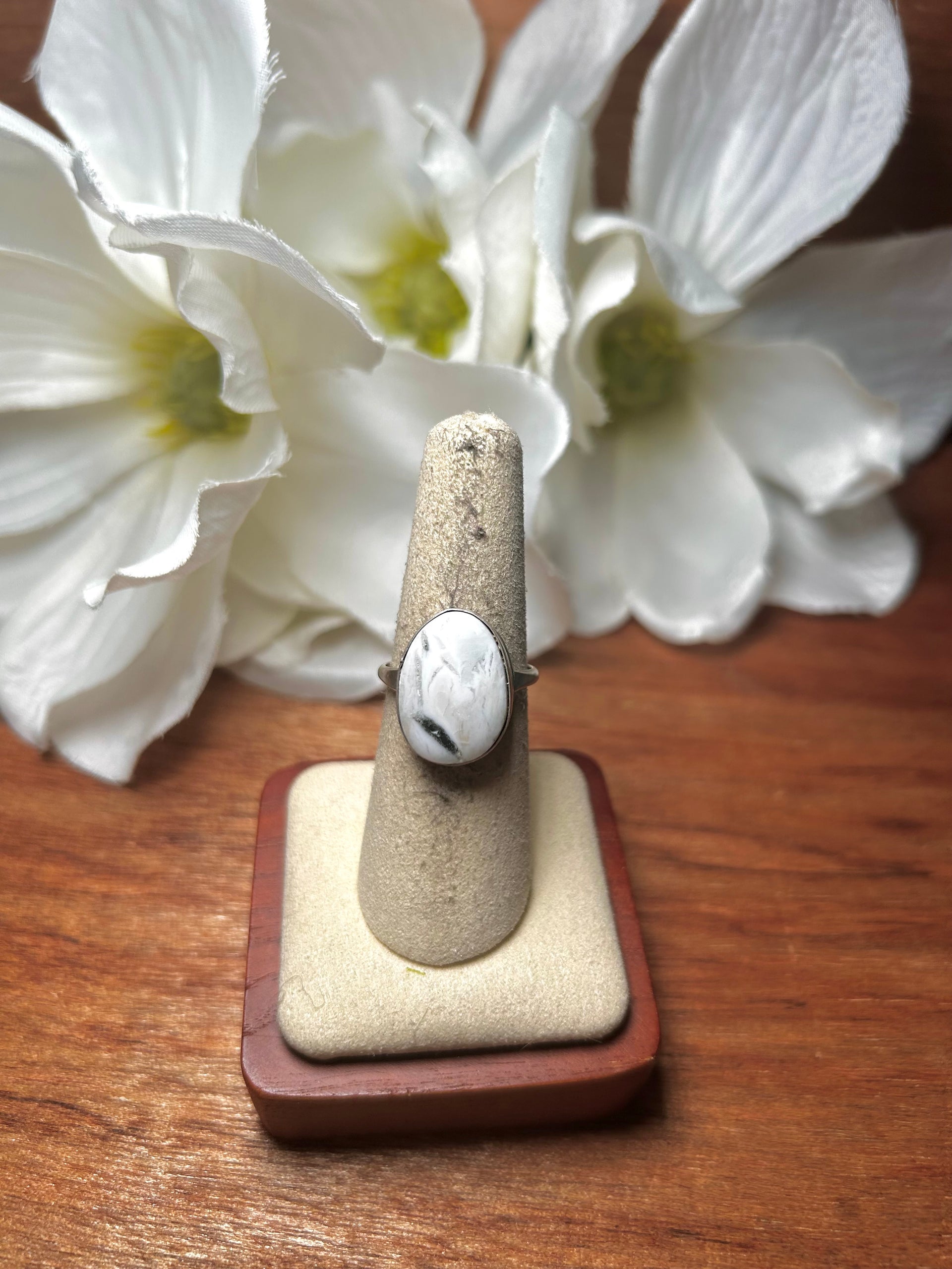 Navajo Made White Buffalo & Sterling Silver Ring Size 8