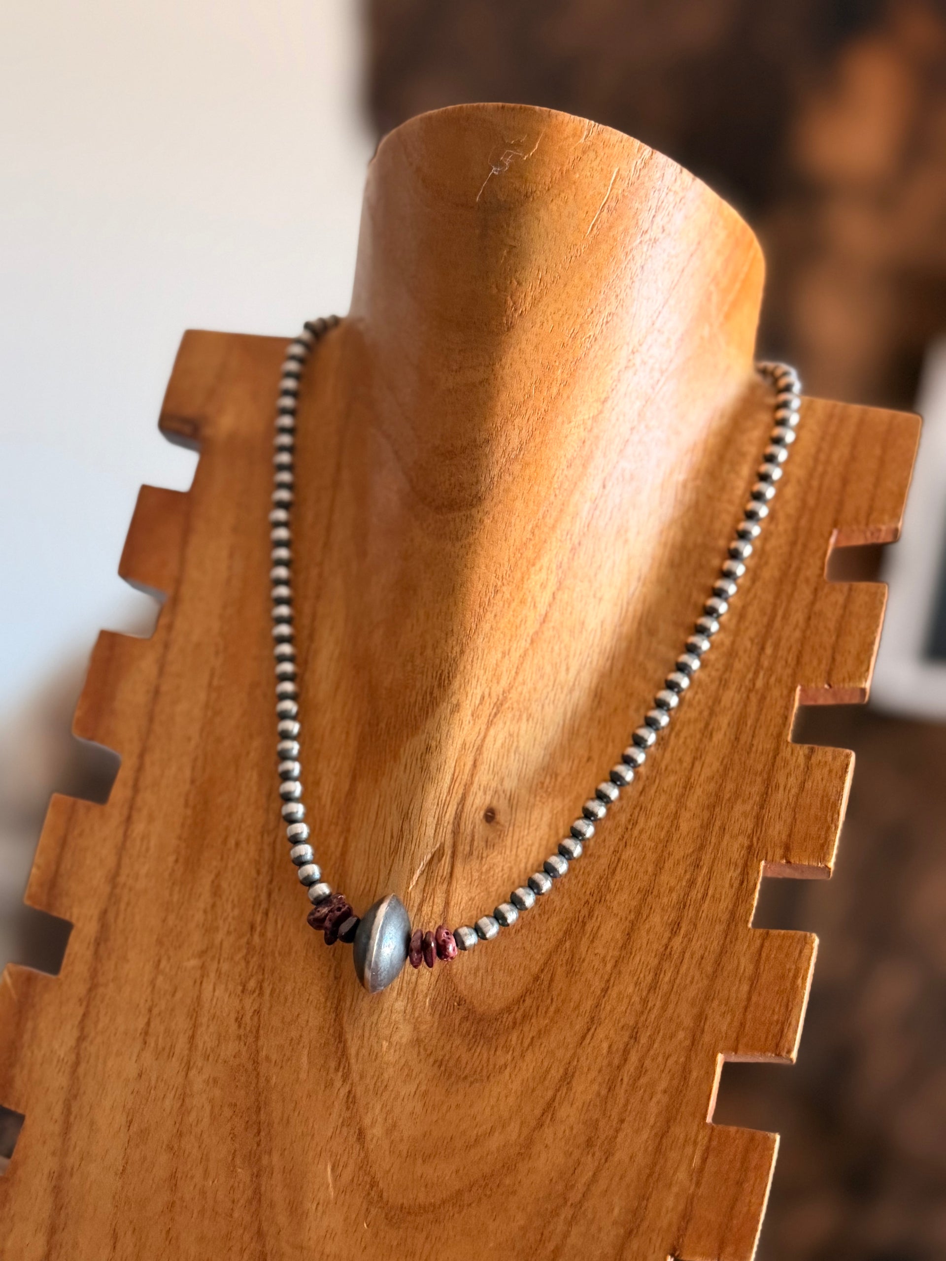 Navajo Strung Spiny Oyster & Sterling Silver Graduated & Saucer Pearl Necklace