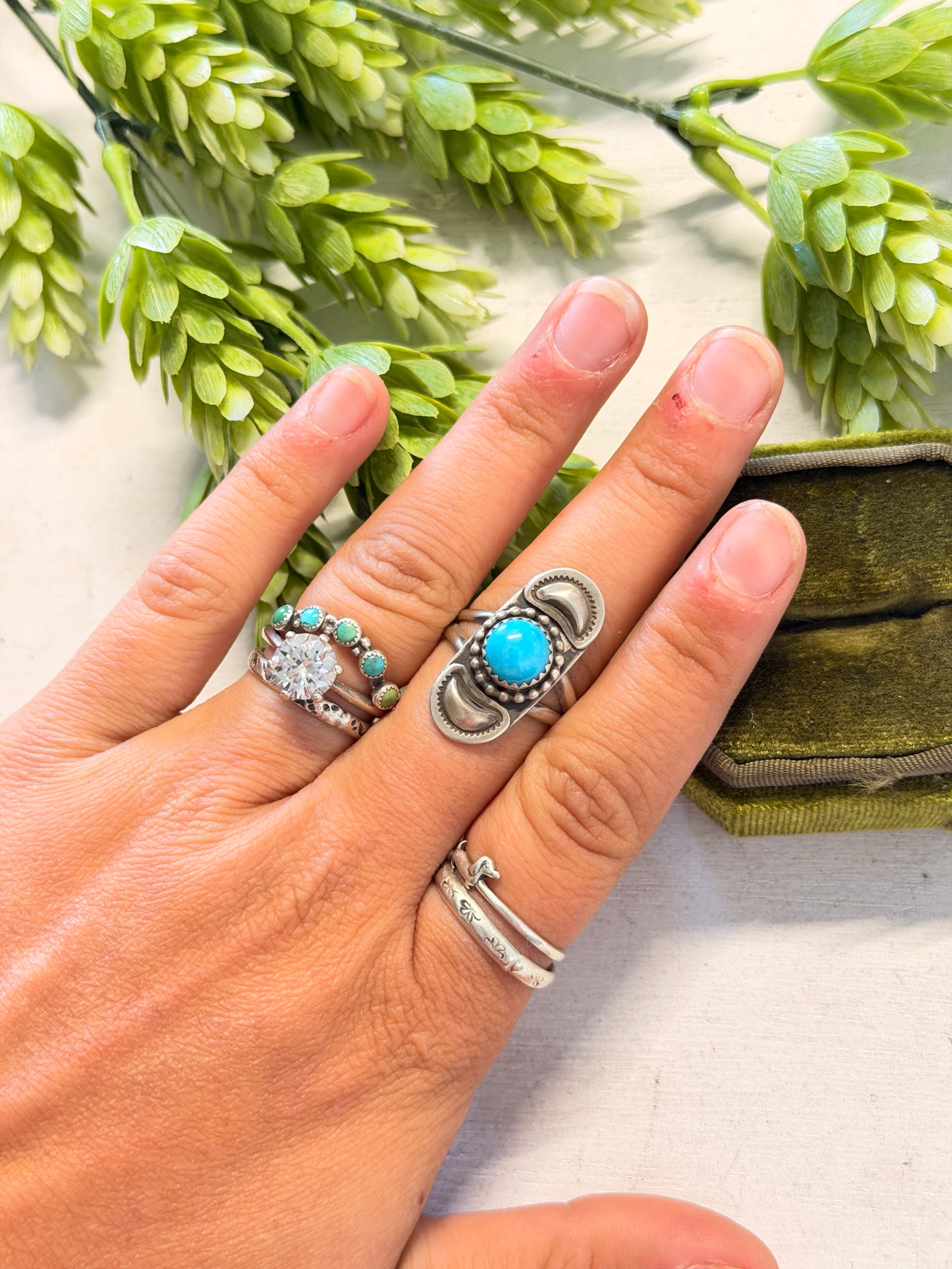 Navajo Made Kingman Turquoise & Sterling Silver Ring Size 8.25