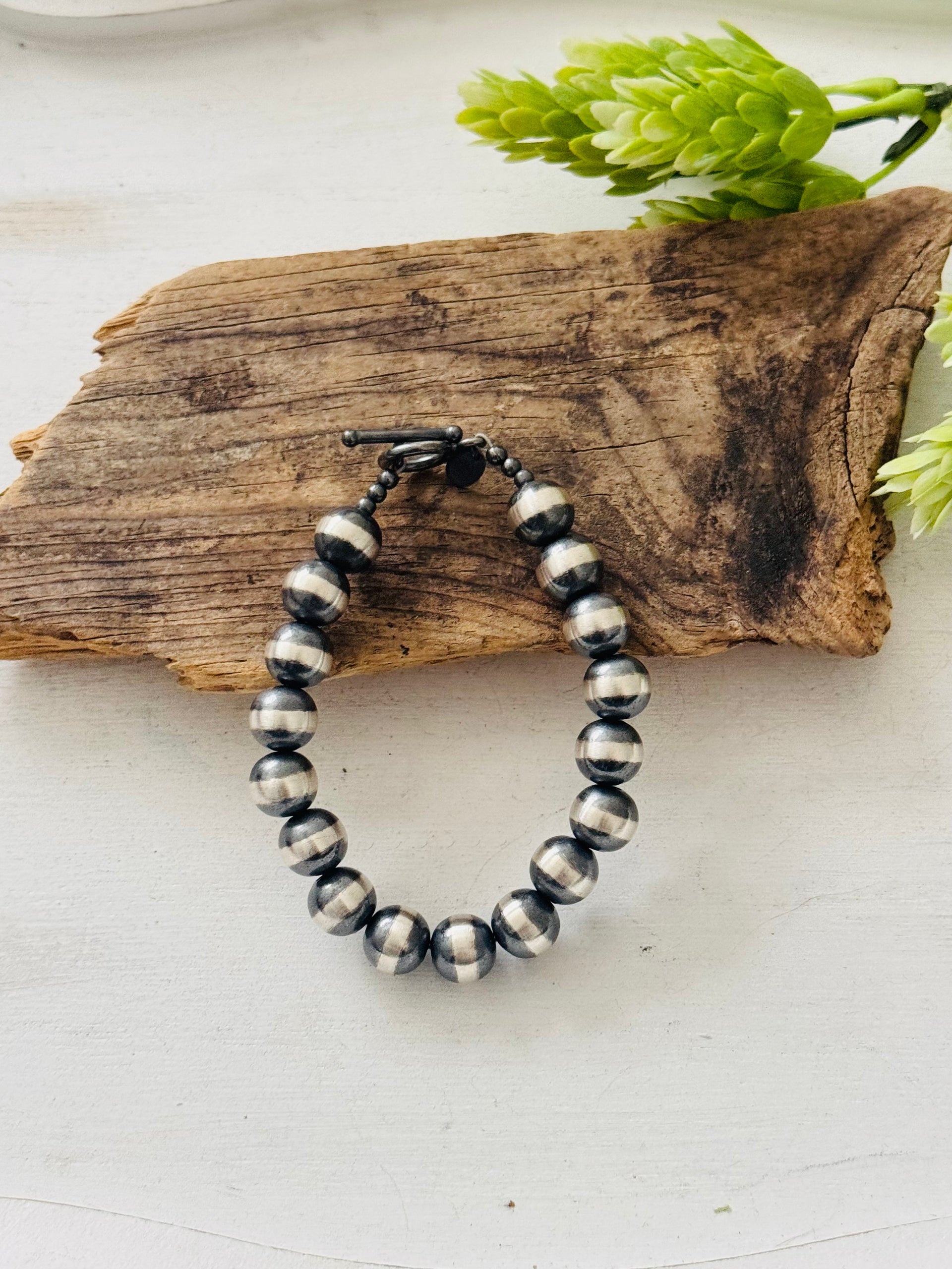 Navajo Strung Sterling Silver 10 MM Pearl Bracelet