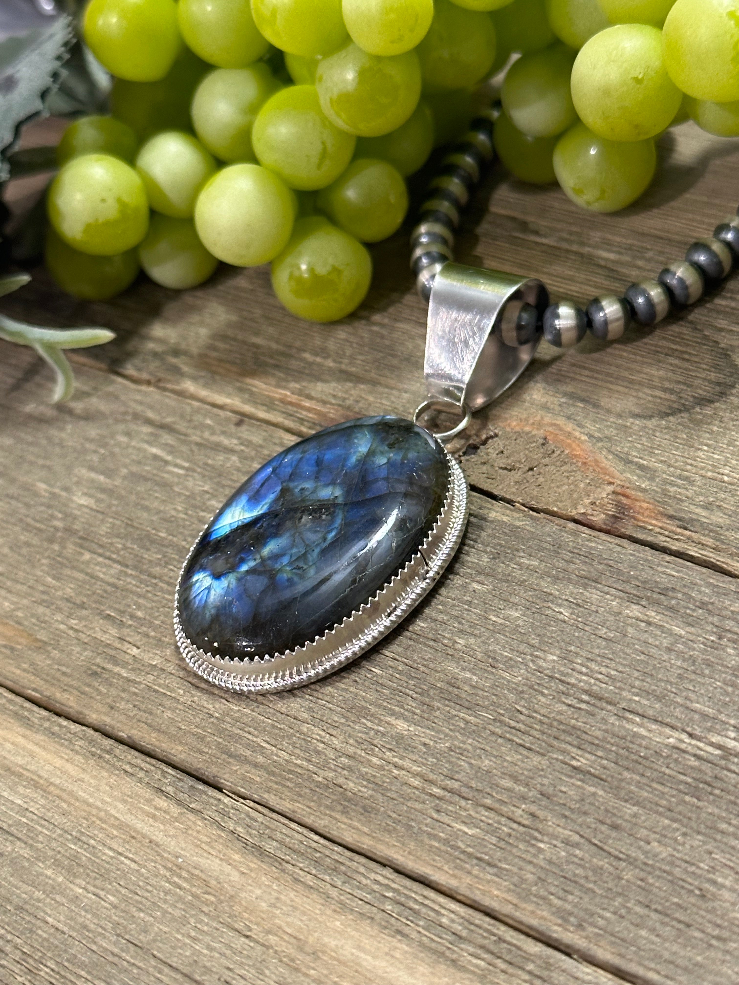 Reda Galvan Labradorite & Sterling Silver Pendant