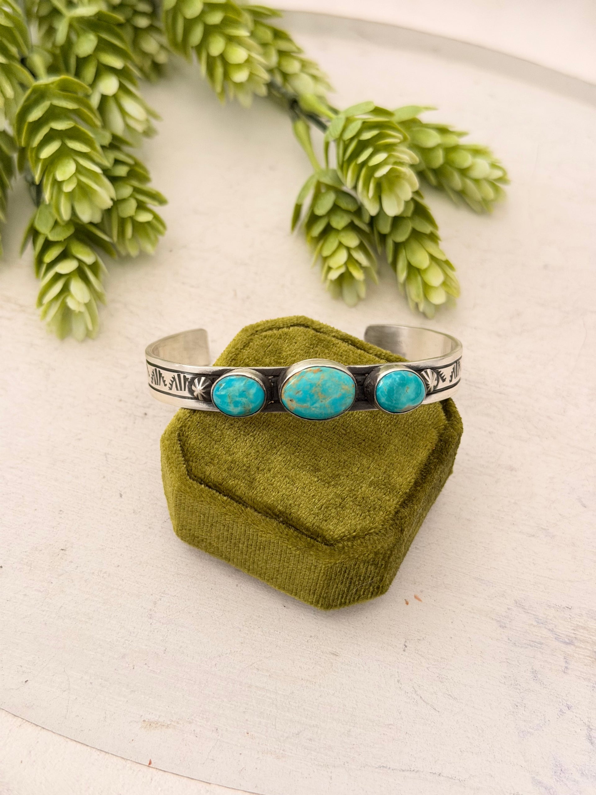 Navajo Made Kingman Turquoise & Sterling Silver Cuff Bracelet