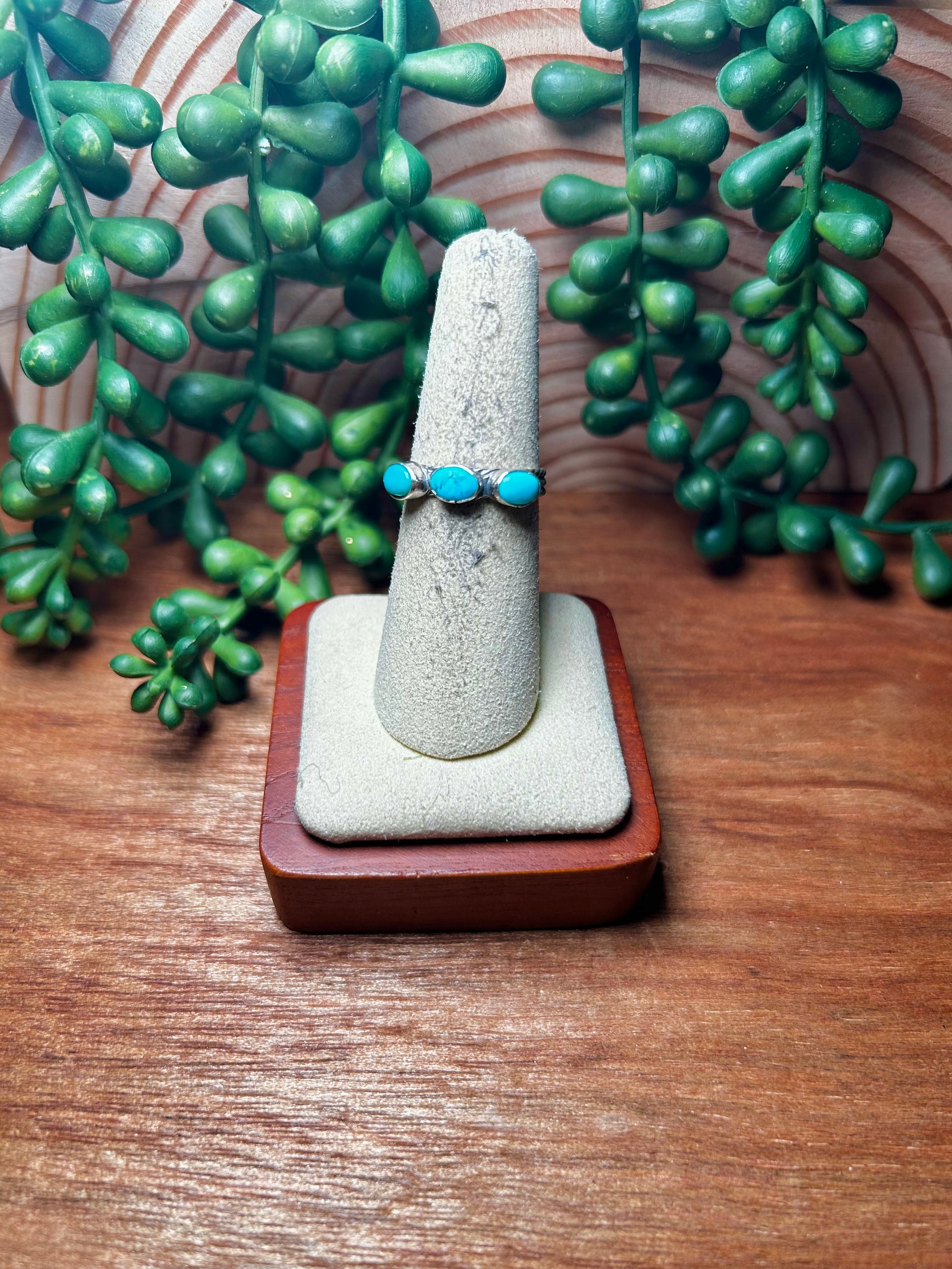 Navajo Made Kingman Turquoise & Sterling Silver Ring