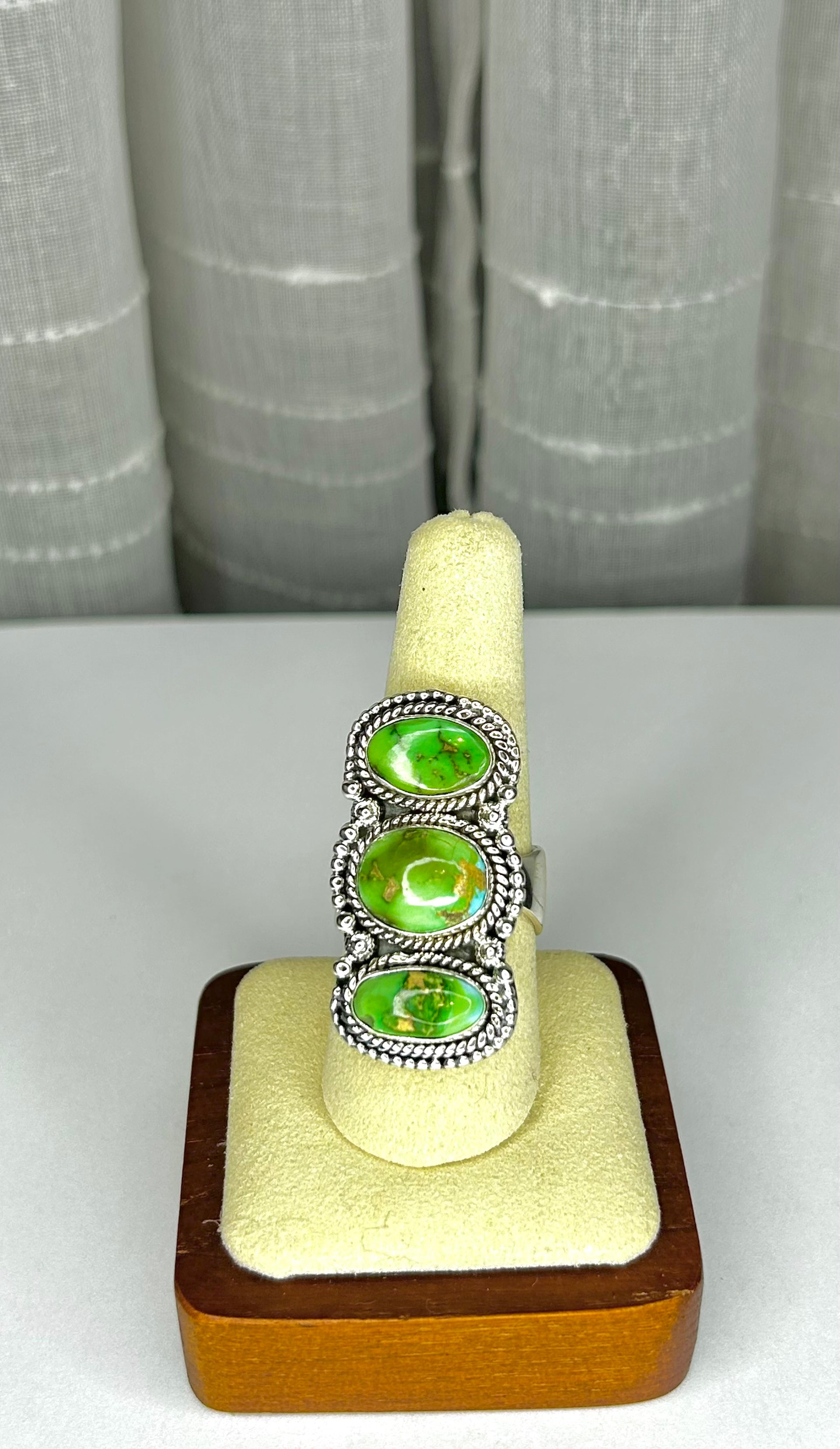 Southwest Made Sonoran Mountain Turquoise & Sterling Sliver Cluster Ring Size 9