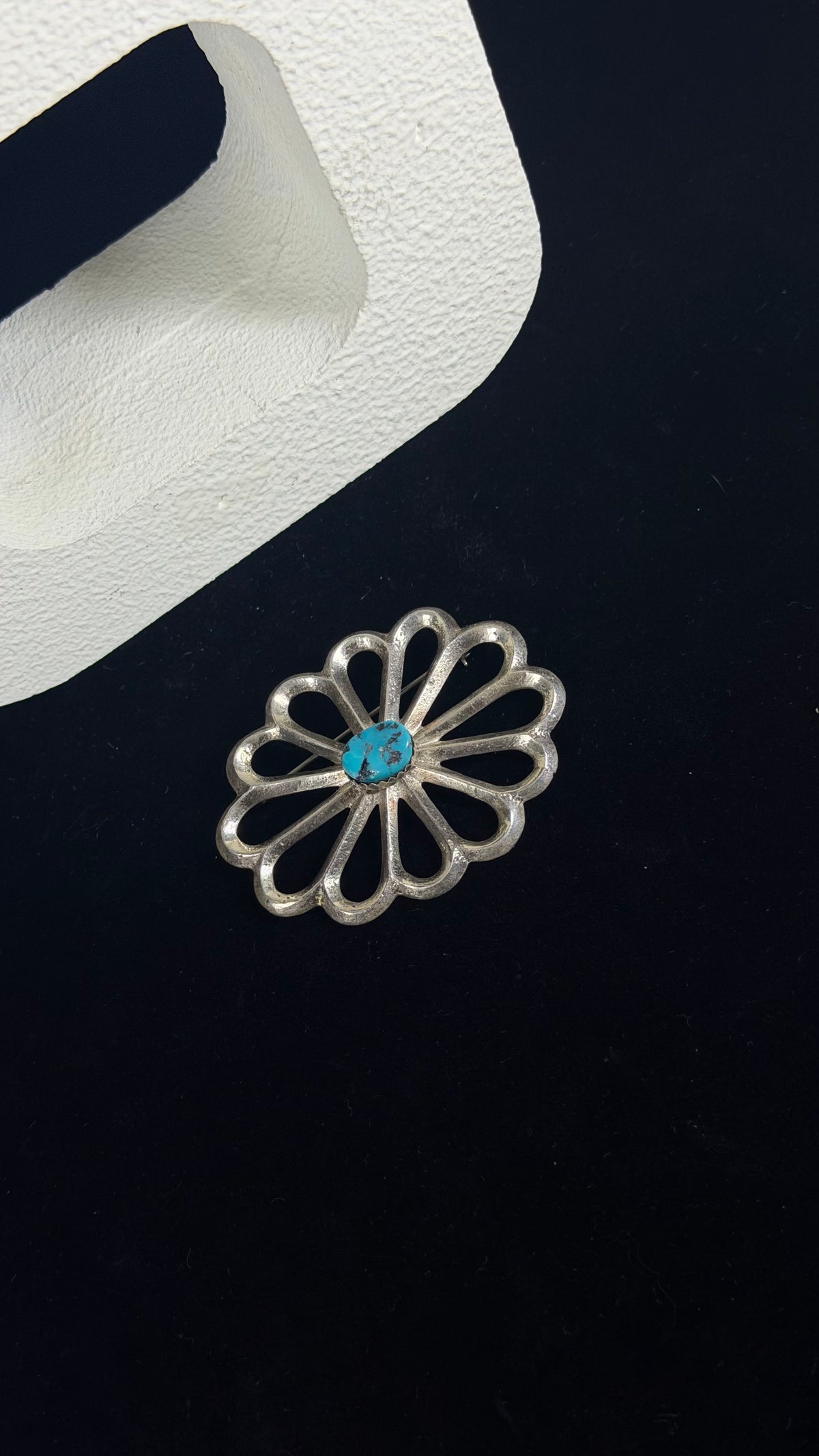 OLD PAWN Navajo Made Kingman Turquoise & Sterling Silver Flower Pin