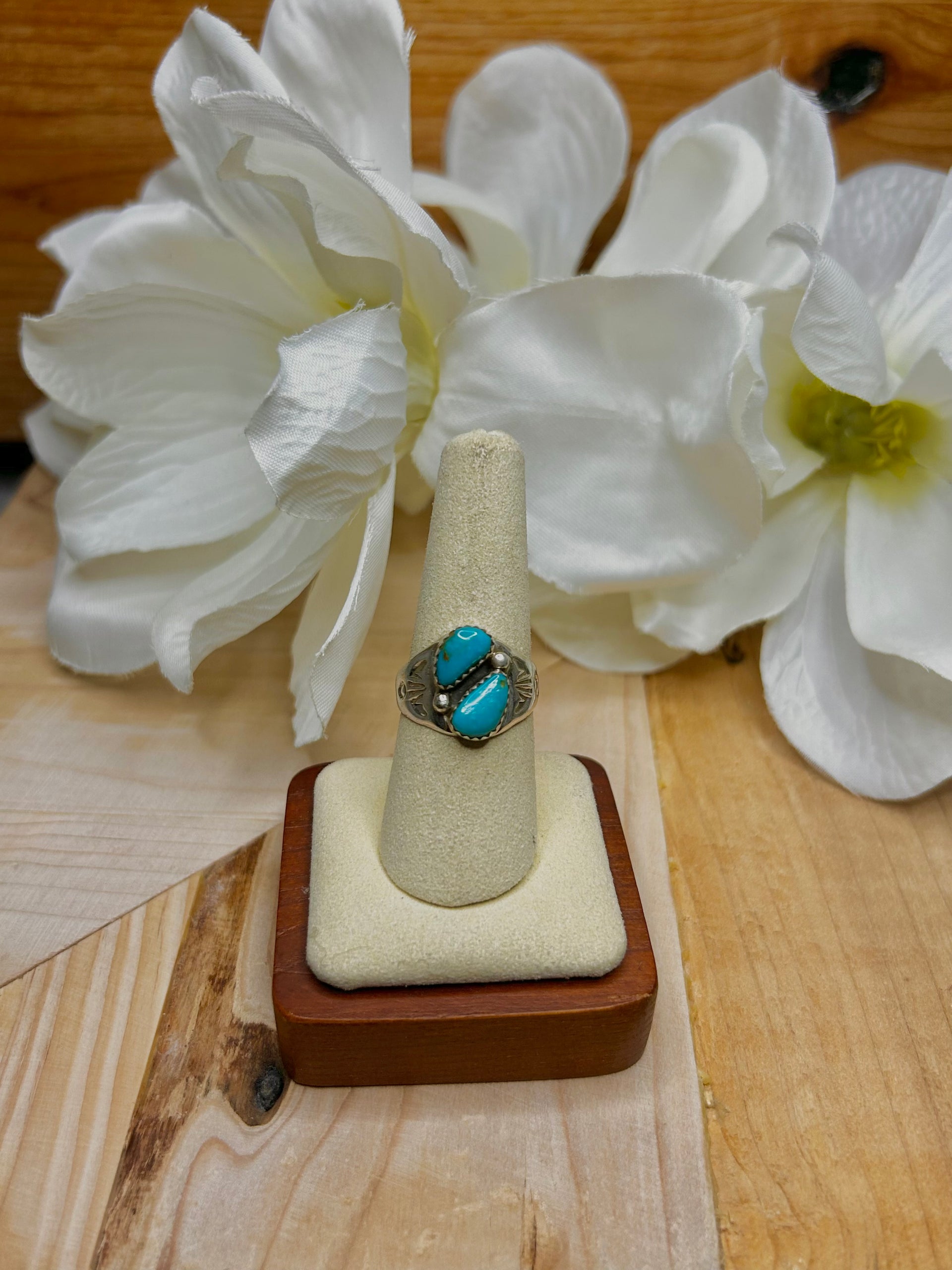 Navajo Made Kingman Turquoise & Sterling Silver Cluster Ring Size 8