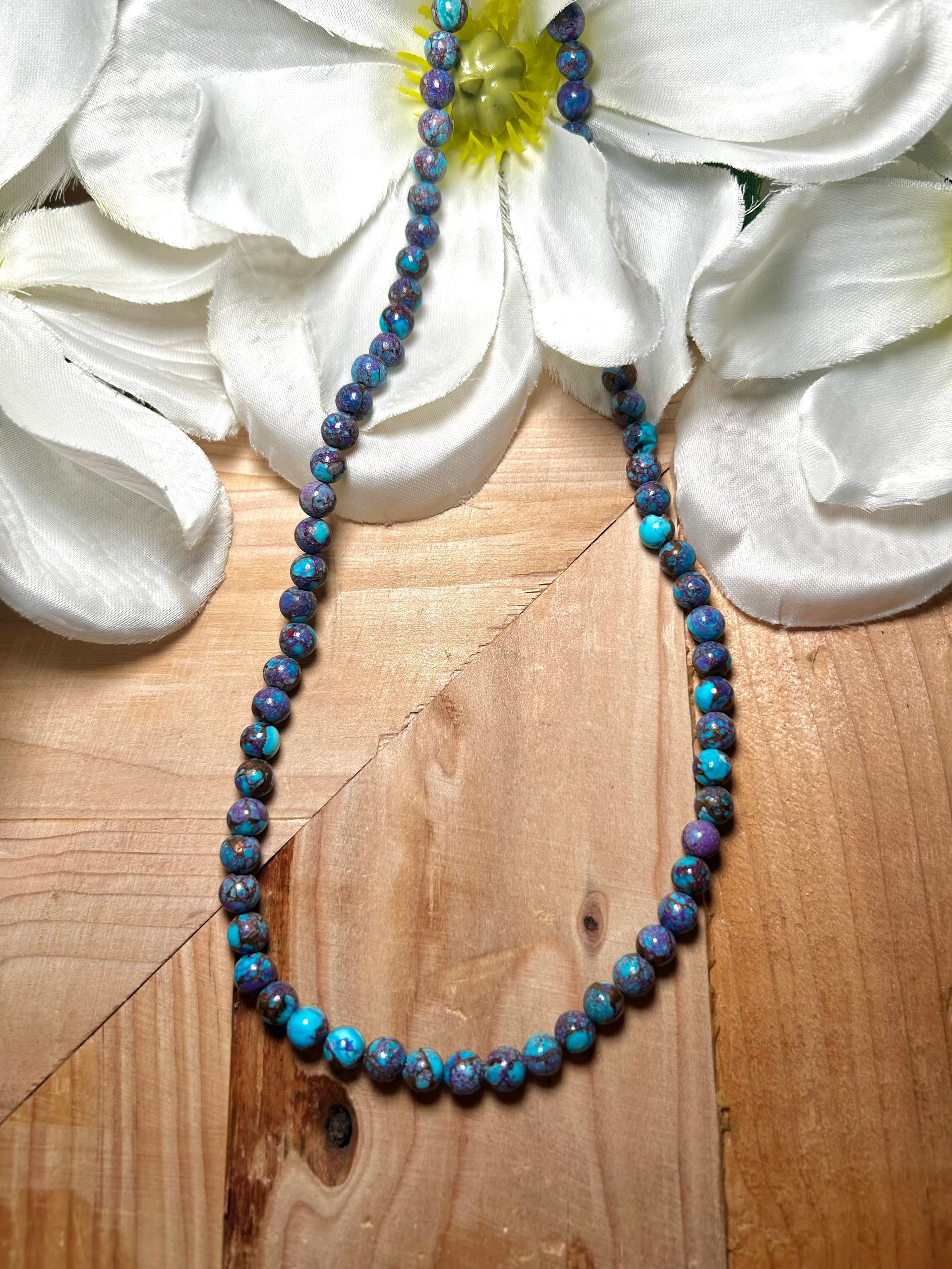 Navajo Made Strung Mohave  Turquoise Necklace