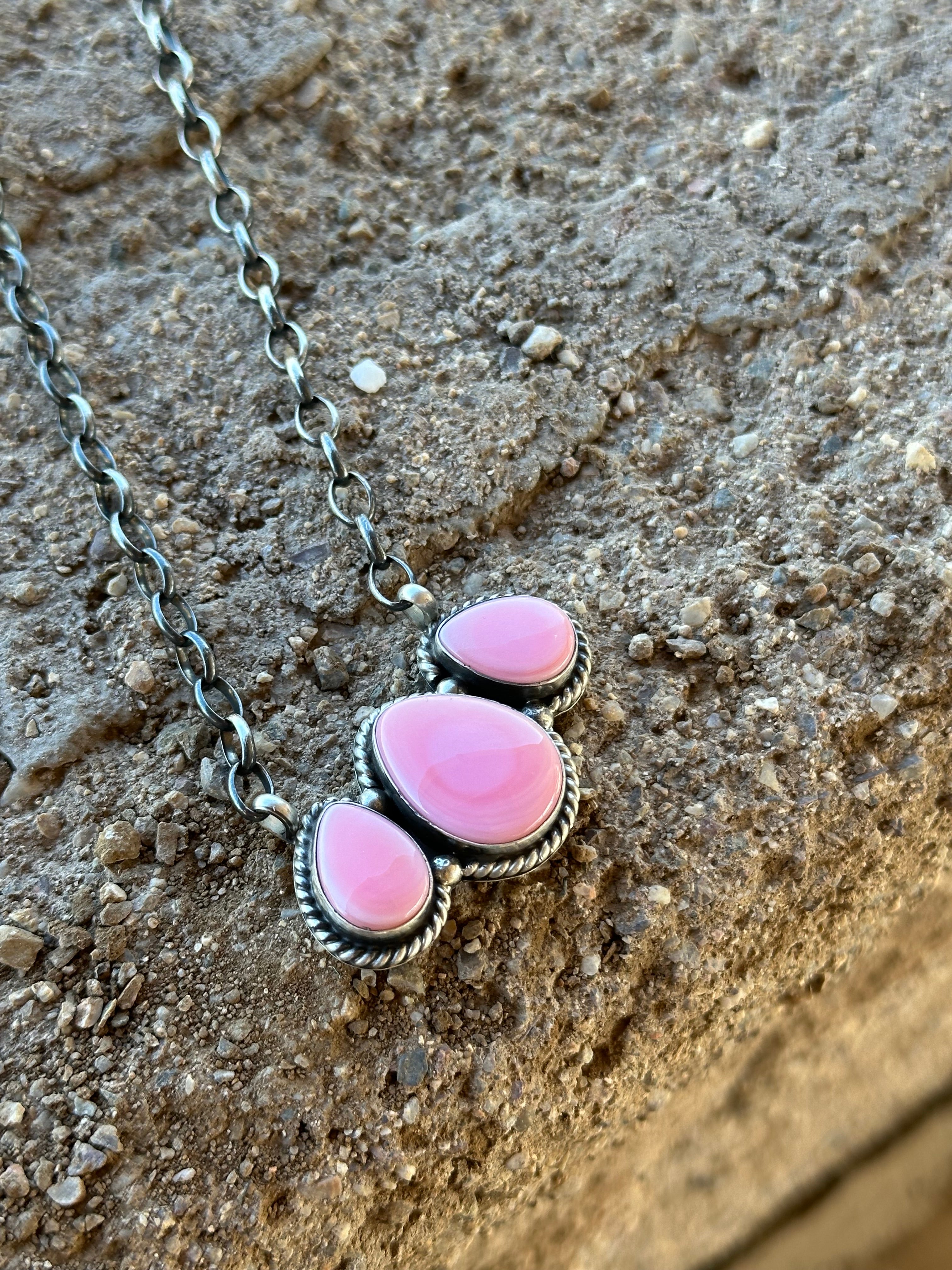 Donovan Skeets Pink Conch & Sterling Silver Necklace