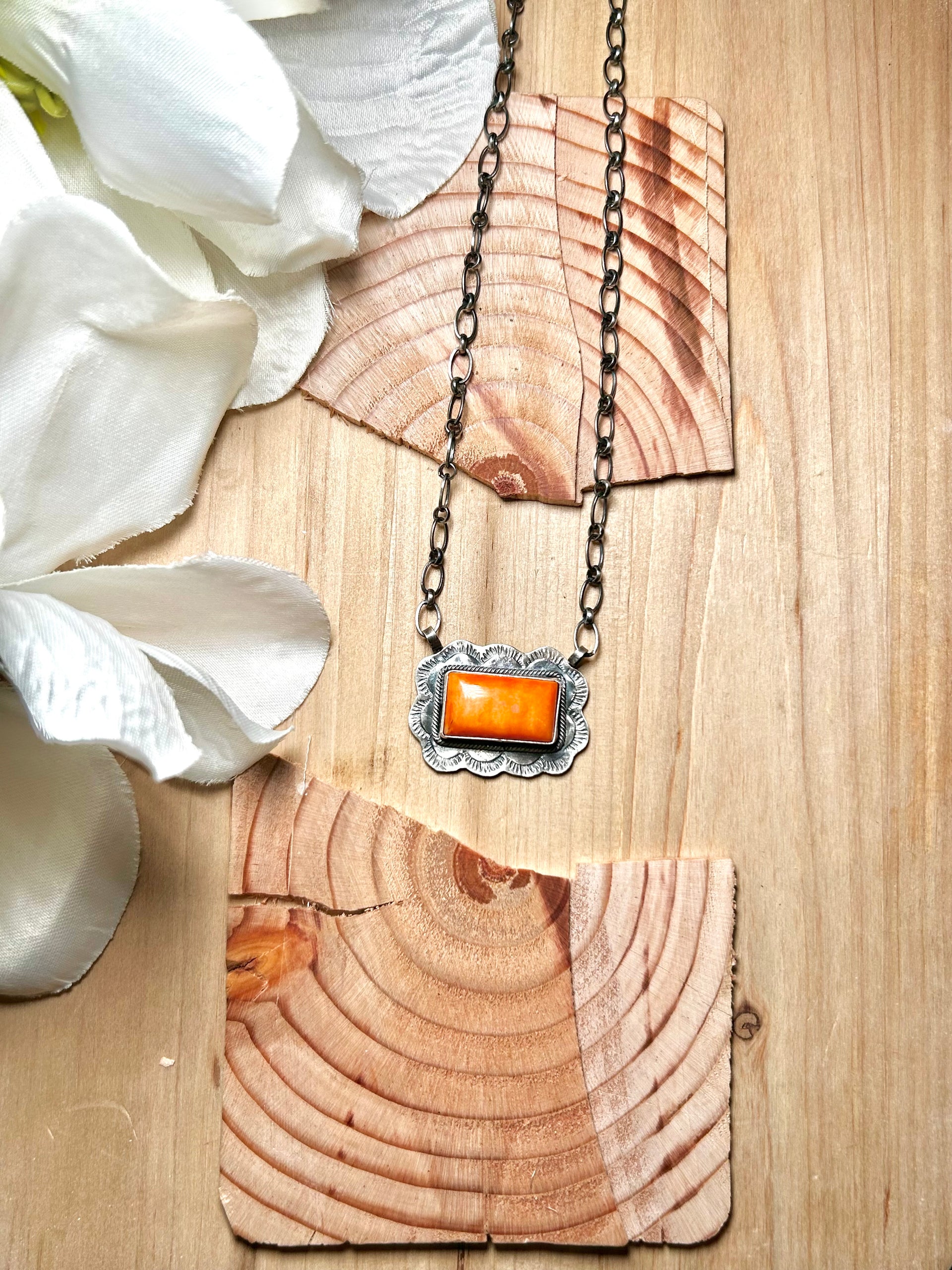 Navajo Made Spiny Oyster & Sterling Silver Necklace