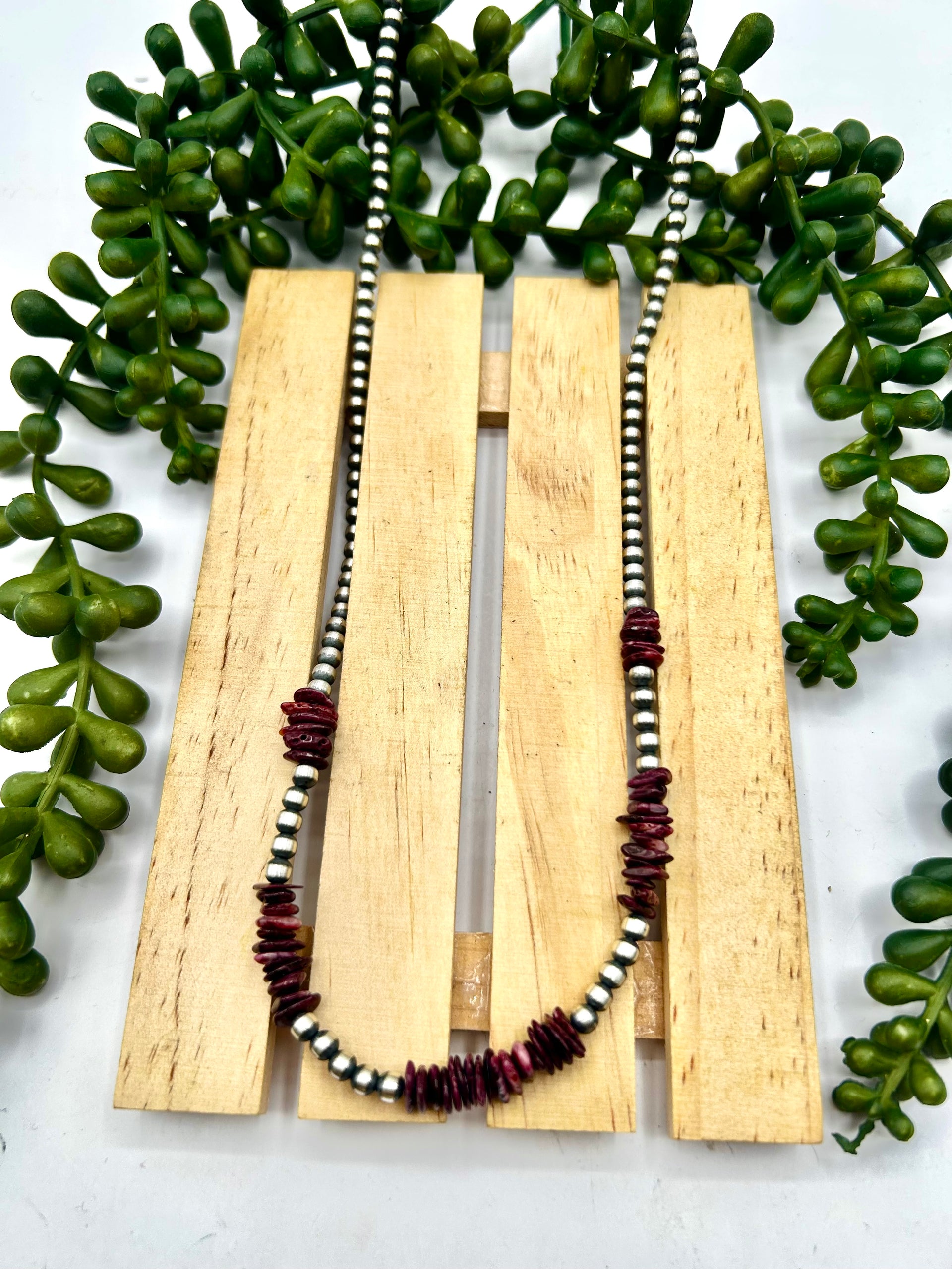 Navajo Made Strung Purple Spiny Oyster & Sterling Silver Necklace