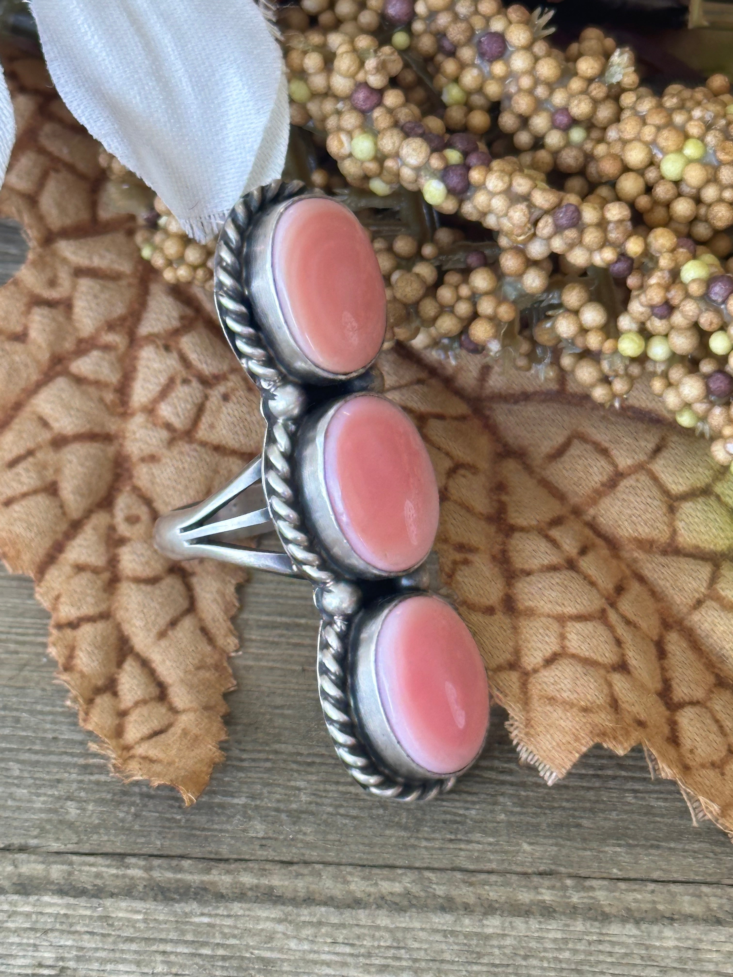 Alfred Martinez Pink Conch &  Sterling Silver Ring Size 7.25