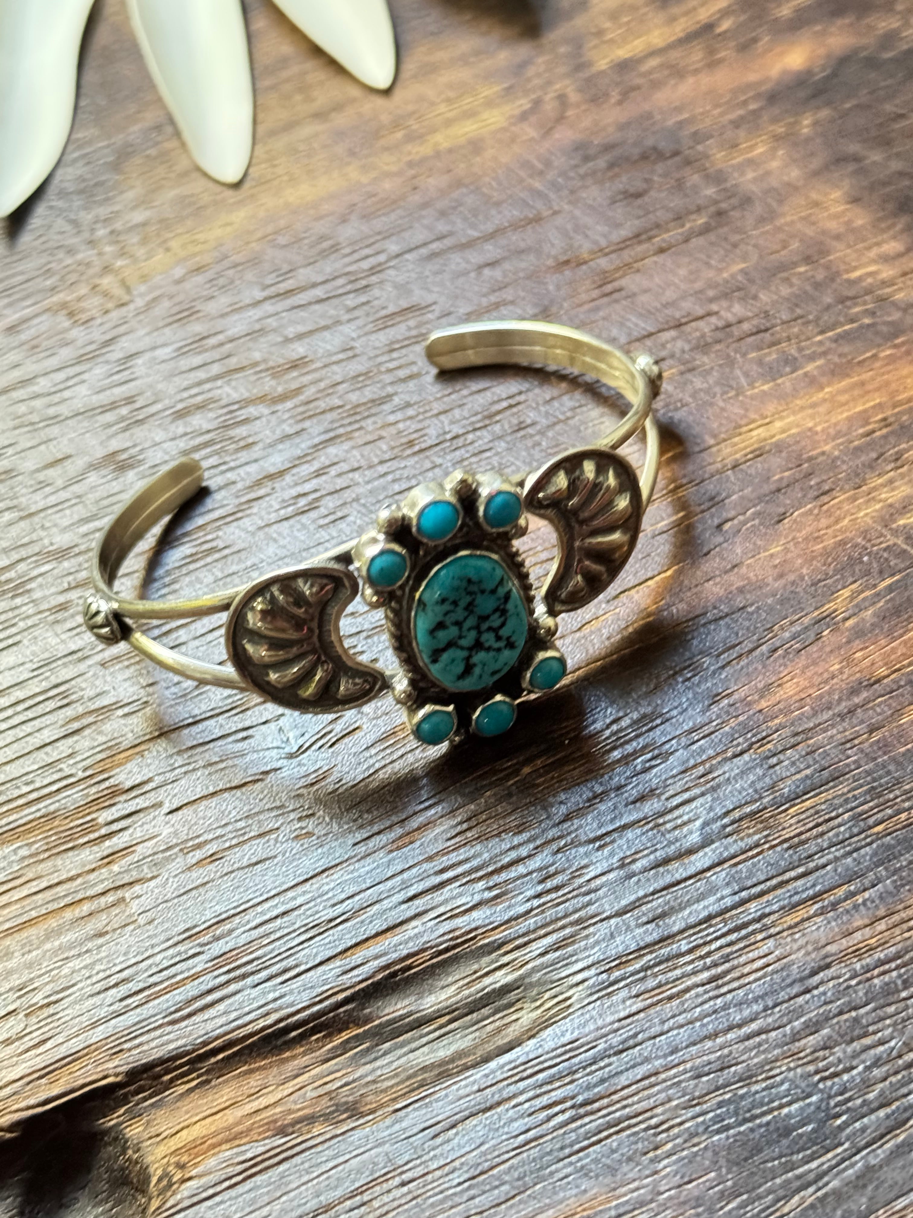 Navajo Made Kingman Turquoise & Sterling Silver Cuff Bracelet