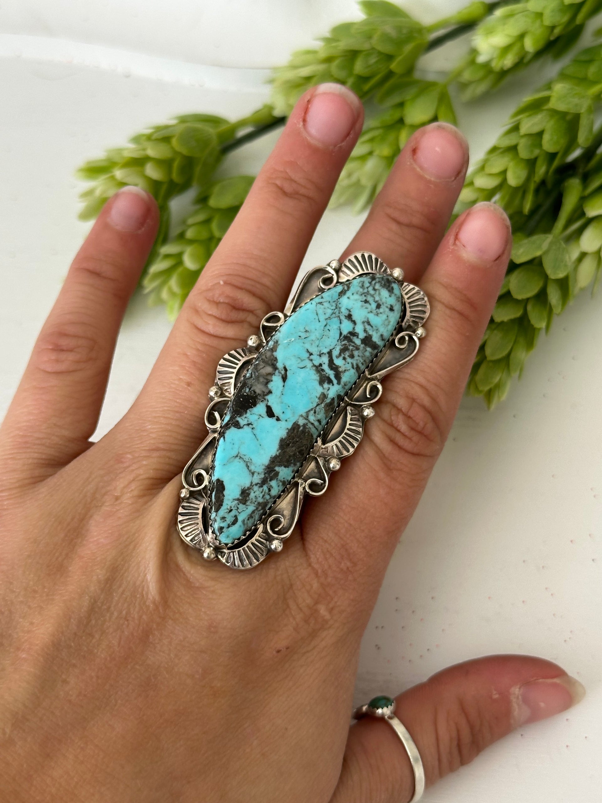Navajo Made Kingman Turquoise & Sterling Silver Ring Size 9