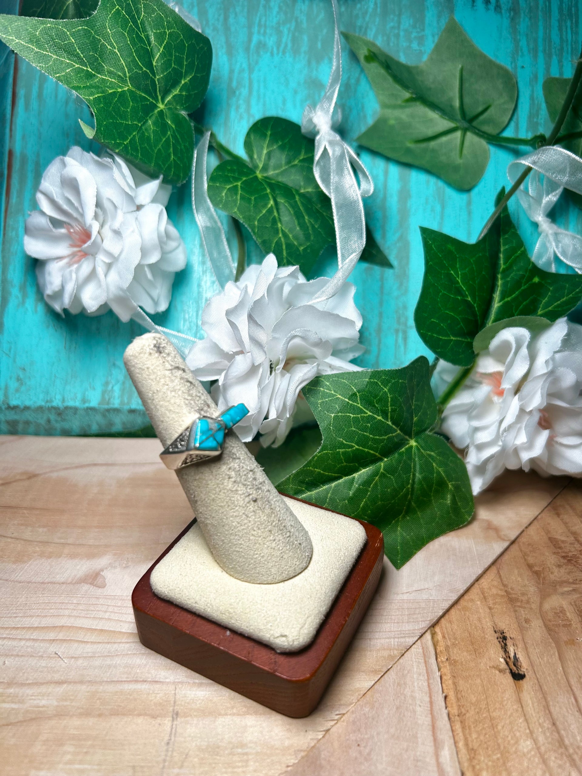 Navajo Made Kingman Turquoise & Sterling Silver Ring Size 5.5