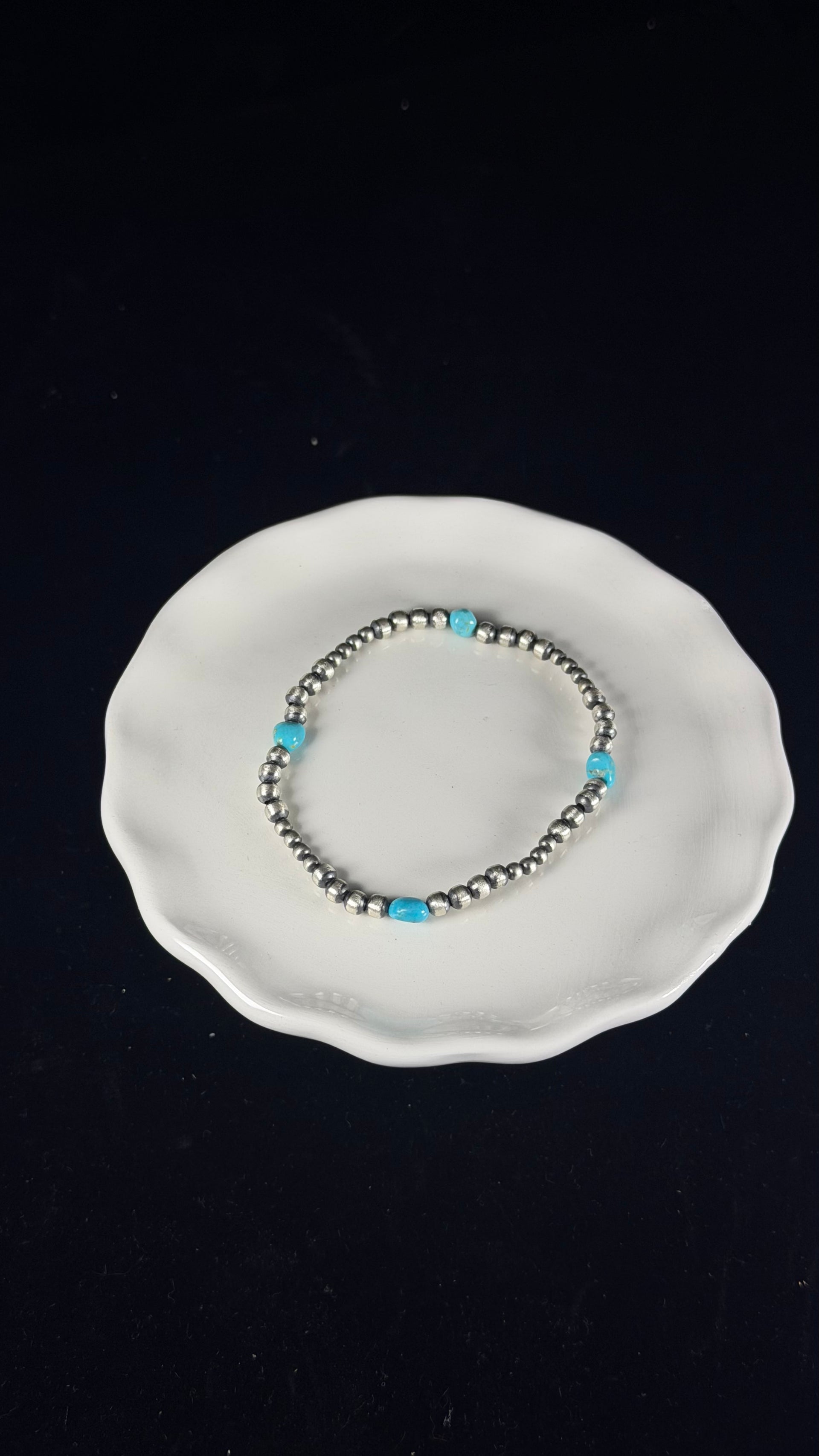 Navajo Strung Kingman Turquoise & Sterling Silver Pearl Beaded Stretch Bracelet