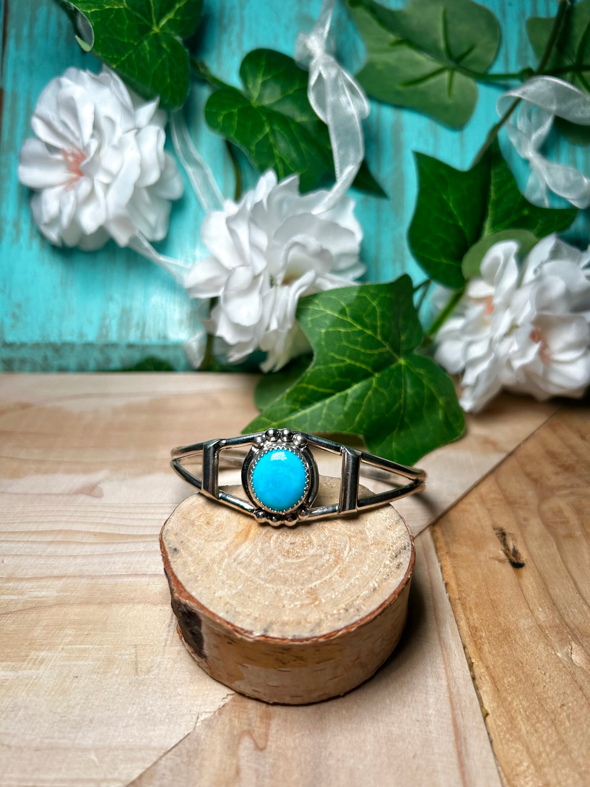 Navajo Kingman Turquoise & Sterling Silver Cuff Bracelet