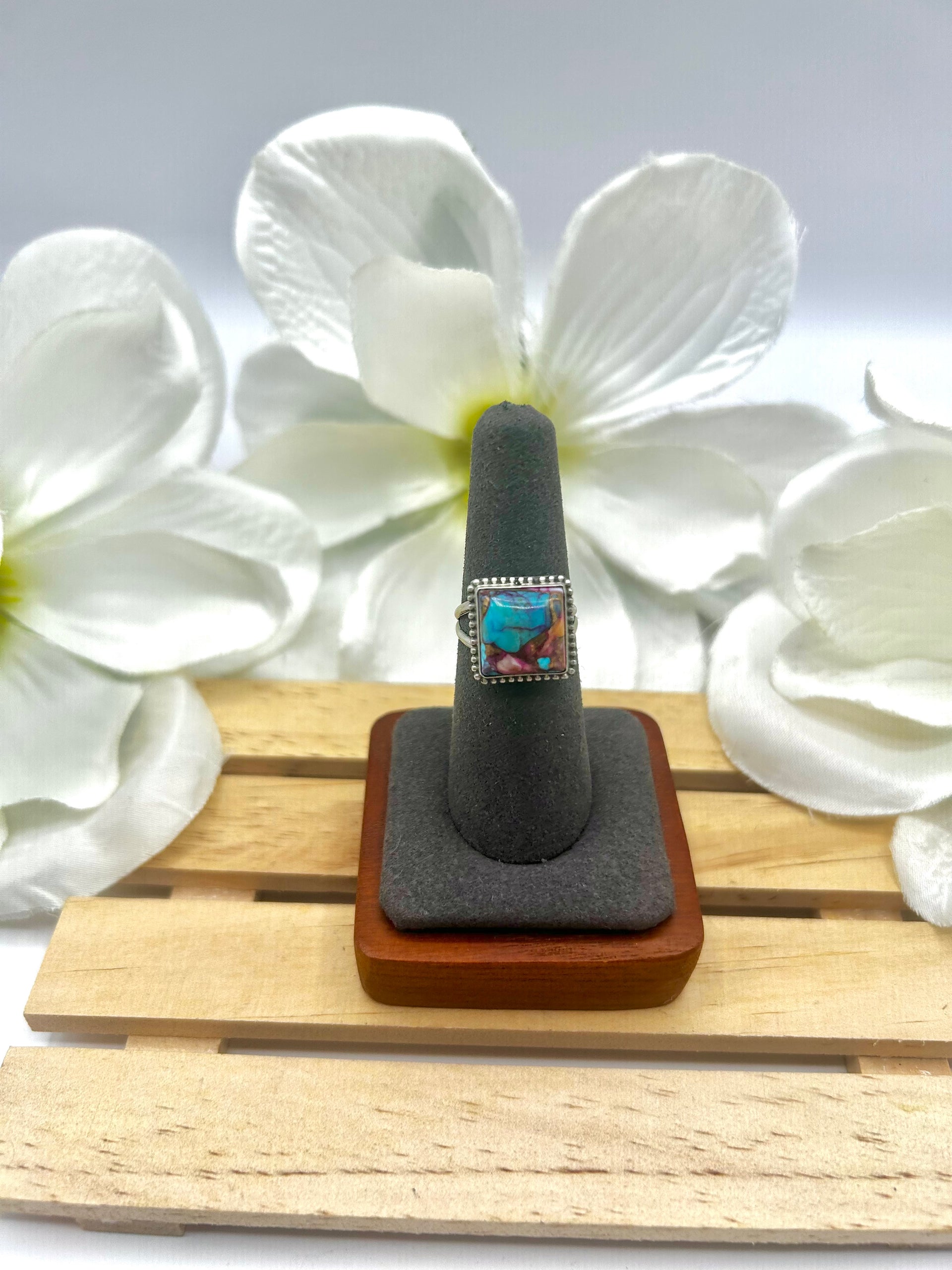 Navajo Made Mohave Turquoise & Sterling Silver Ring Size 7.5