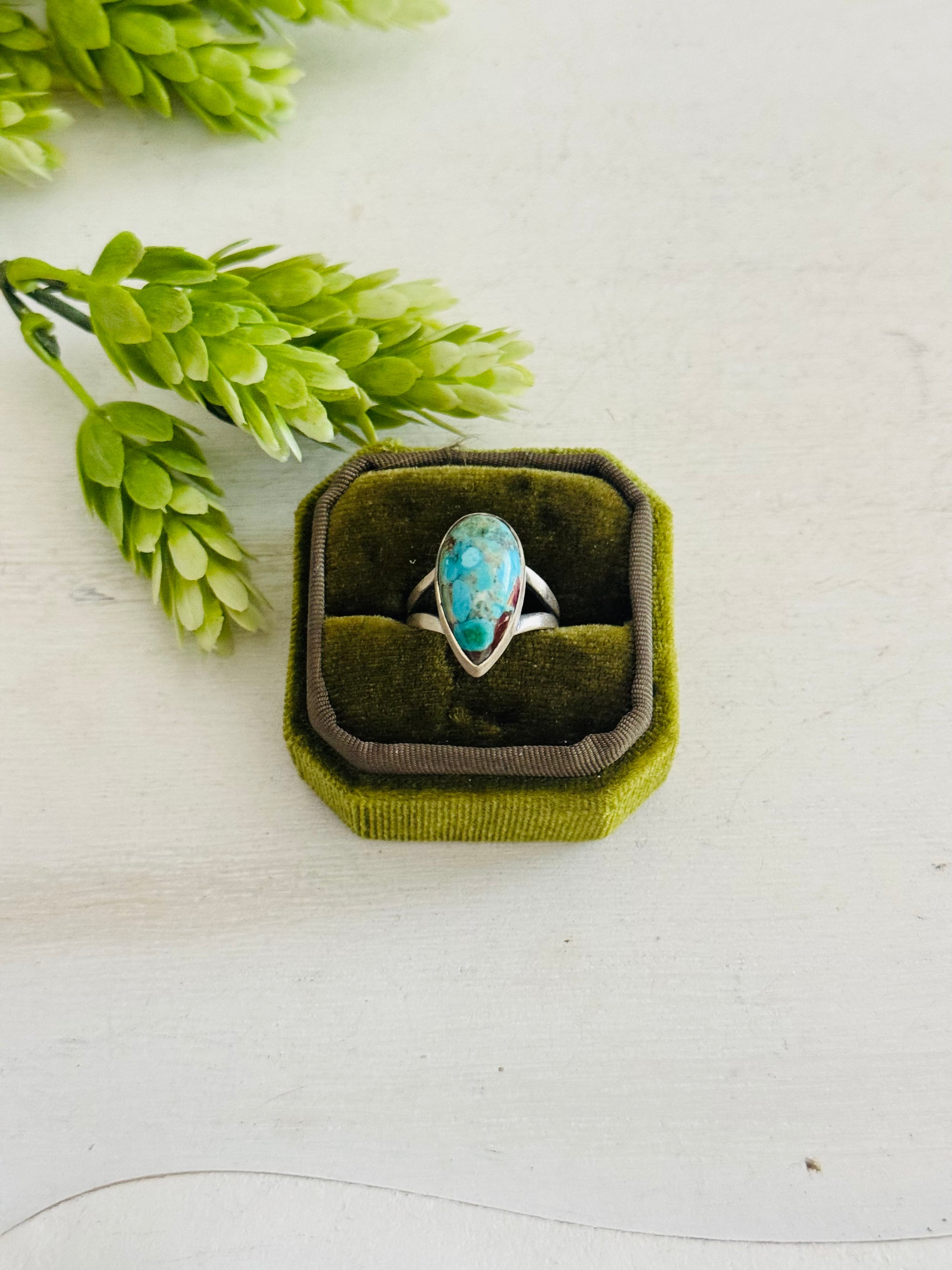 Southwest Made Mohave Turquoise & Sterling Sliver Ring Size 7
