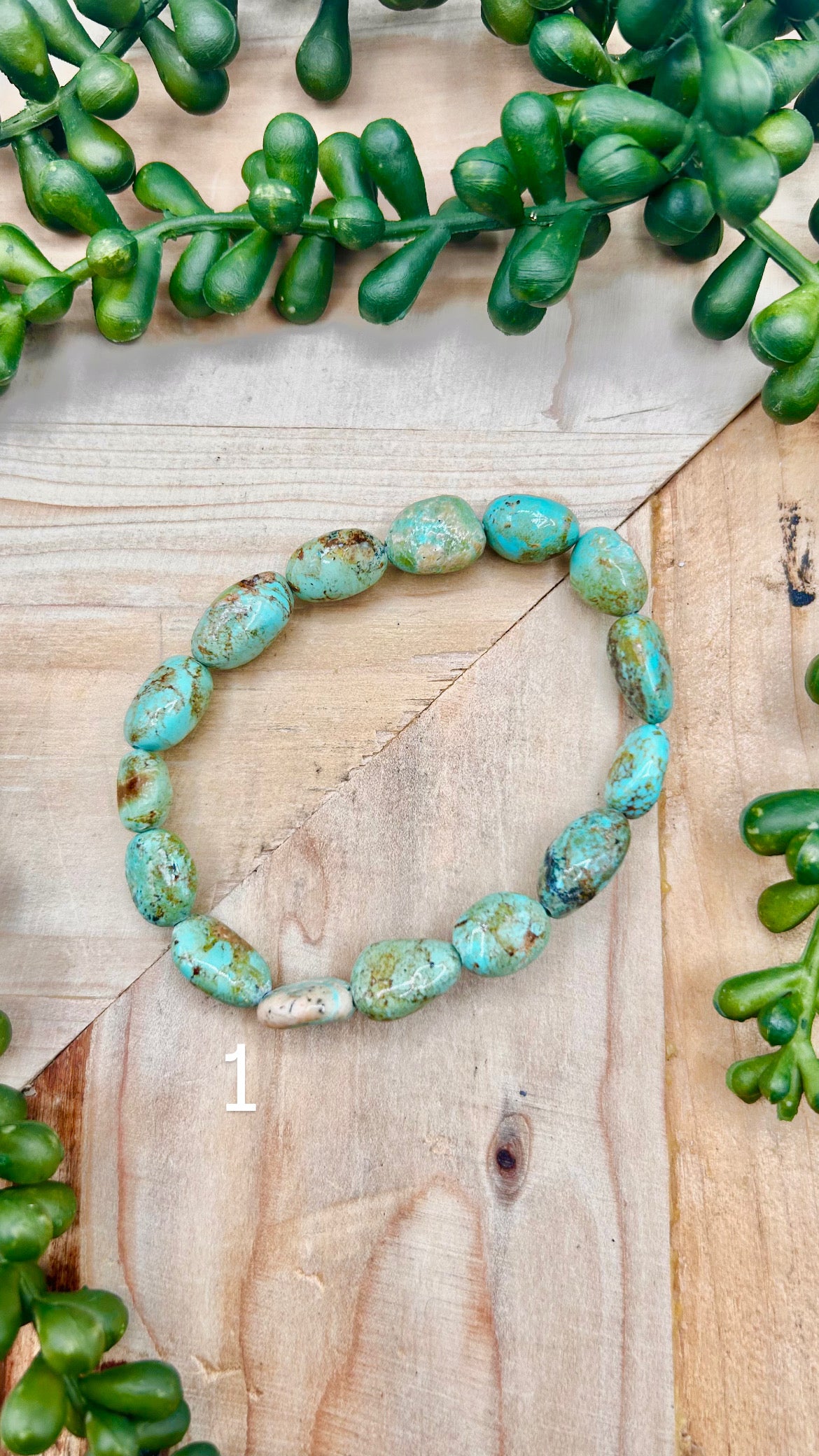 Navajo Made  Kingman Turquoise Strung Stretchy Bracelet