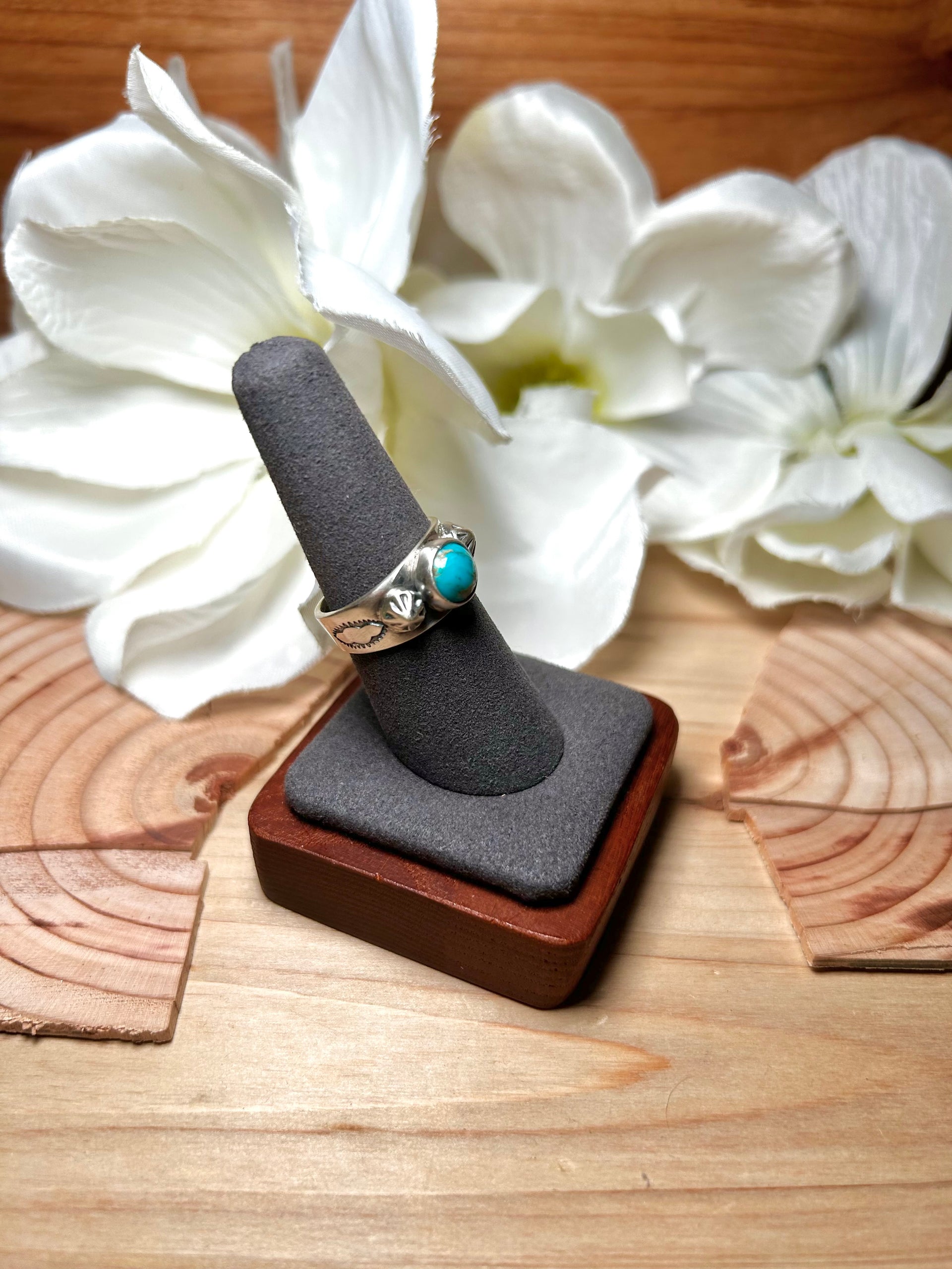 Navajo Made Kingman Turquoise & Sterling Silver Ring