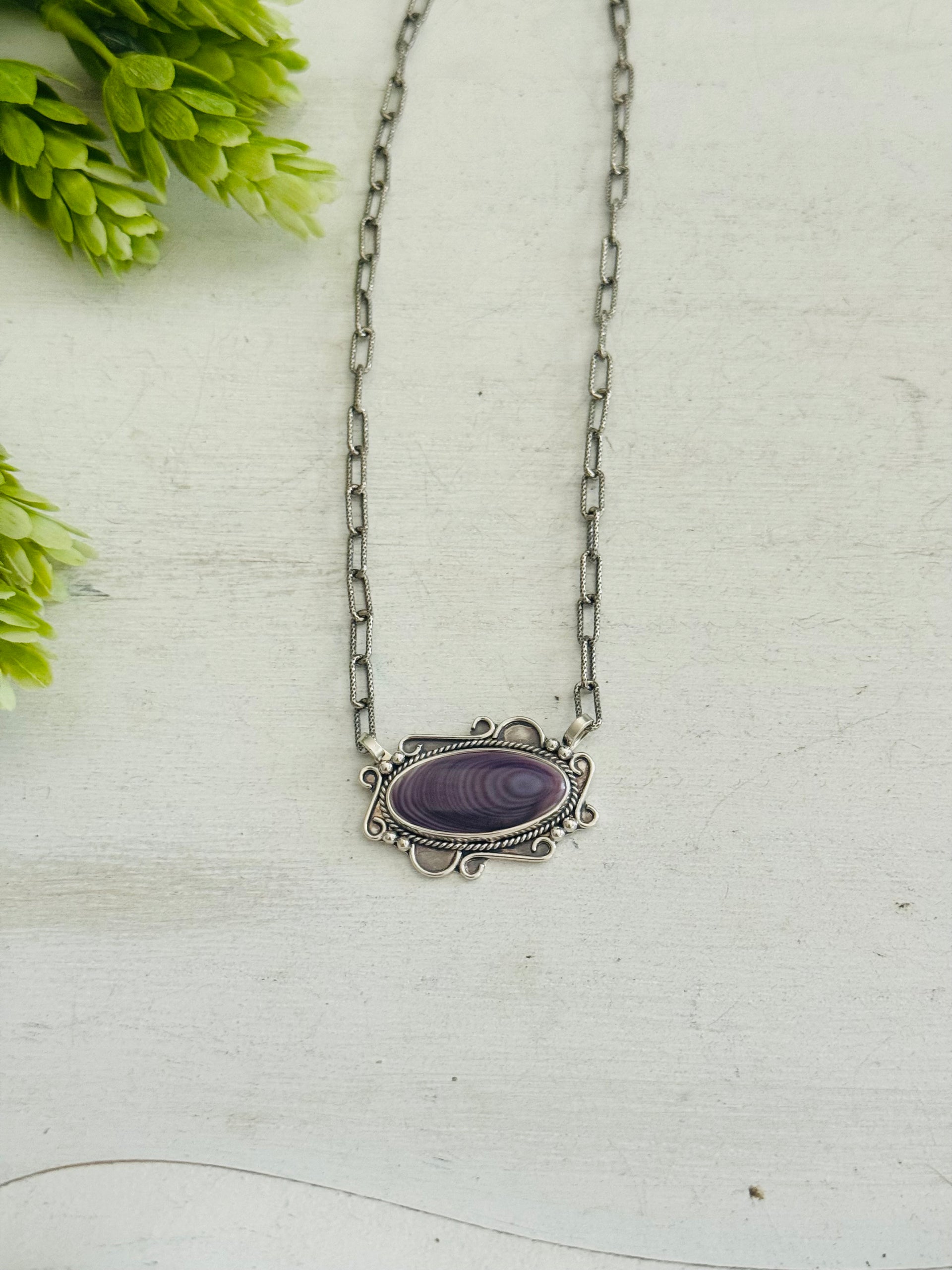 Southwest Made Wampun Shell & Sterling Silver Necklace