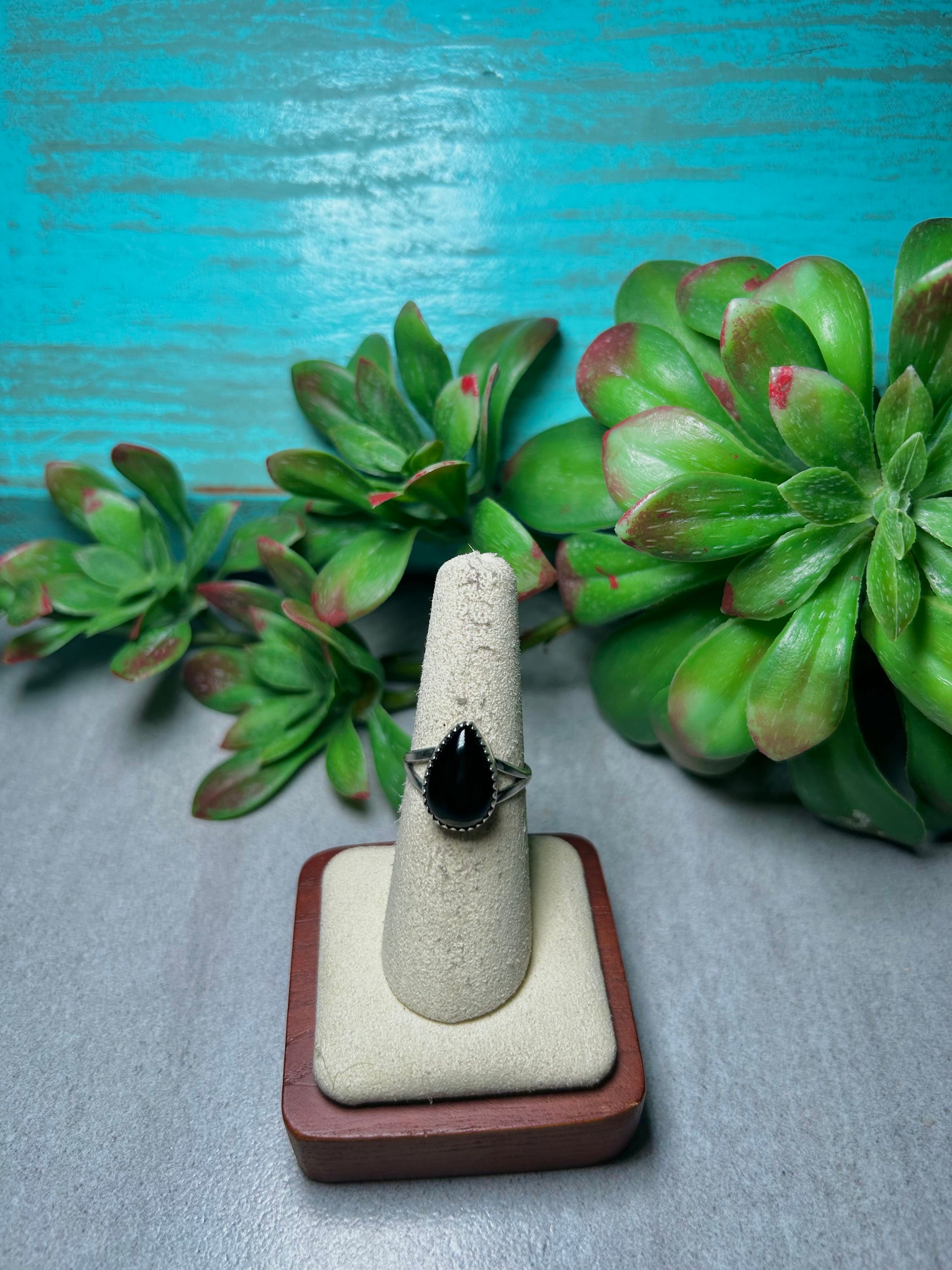 Navajo Made Onyx & Sterling Silver Cluster Ring Size 6.75