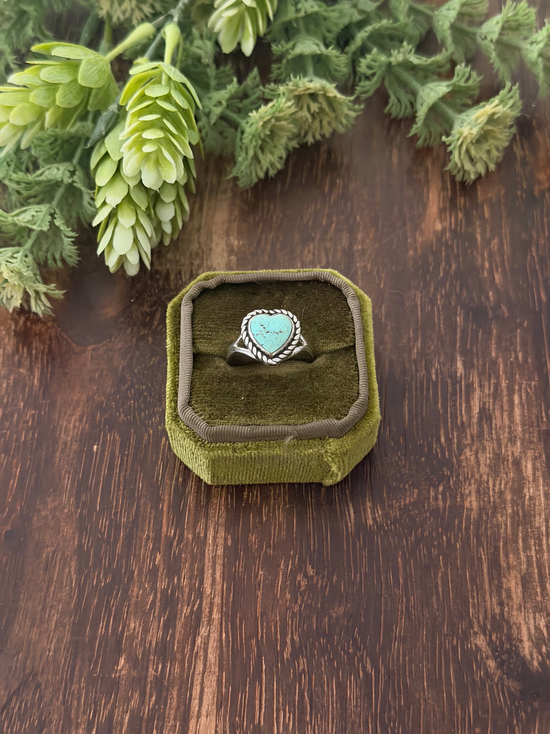 Navajo Made Kingman Turquoise & Sterling Silver Ring Heart Size 8