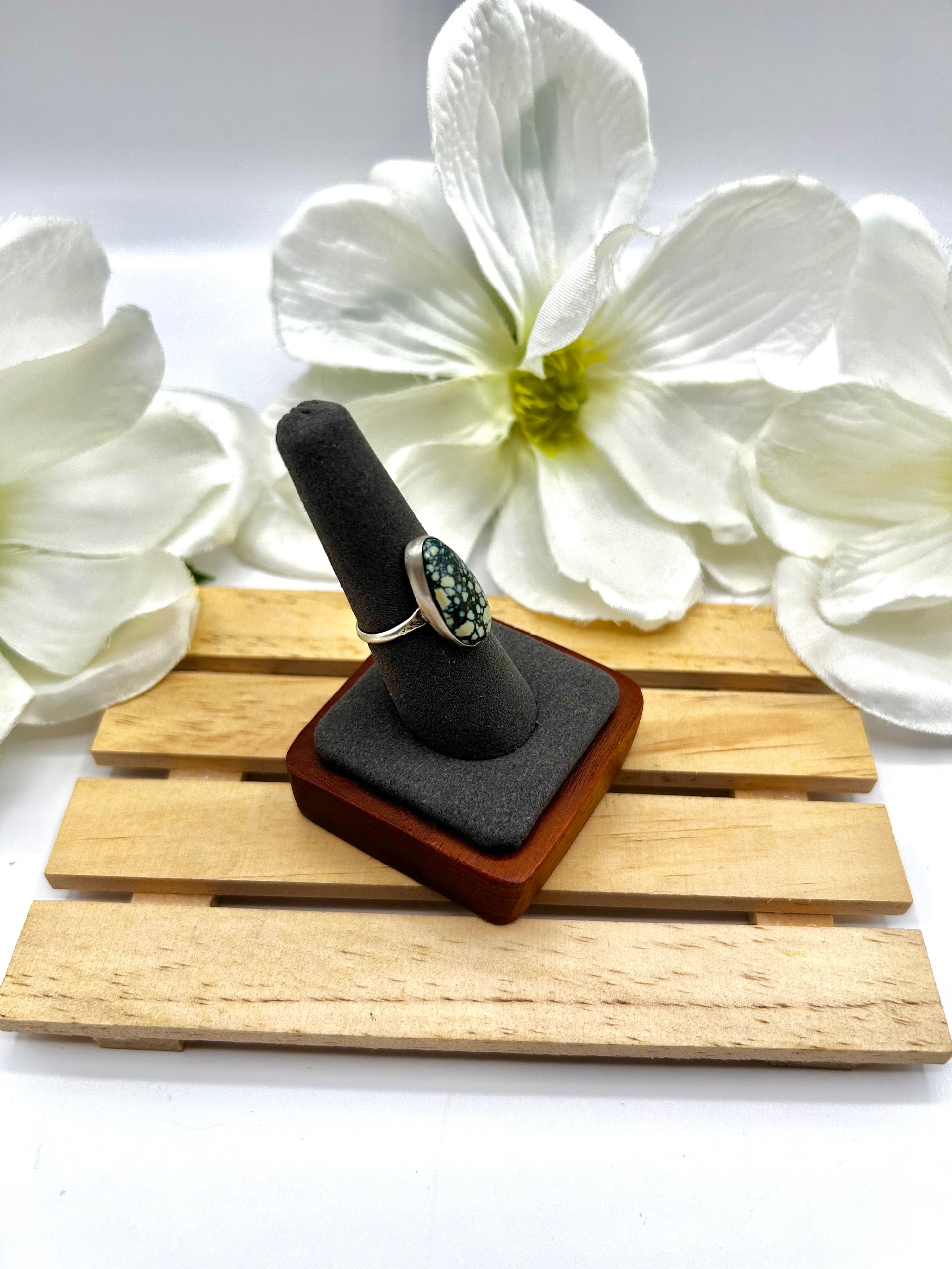 Navajo Made New Lander Variscite & Sterling Silver Ring Size 8